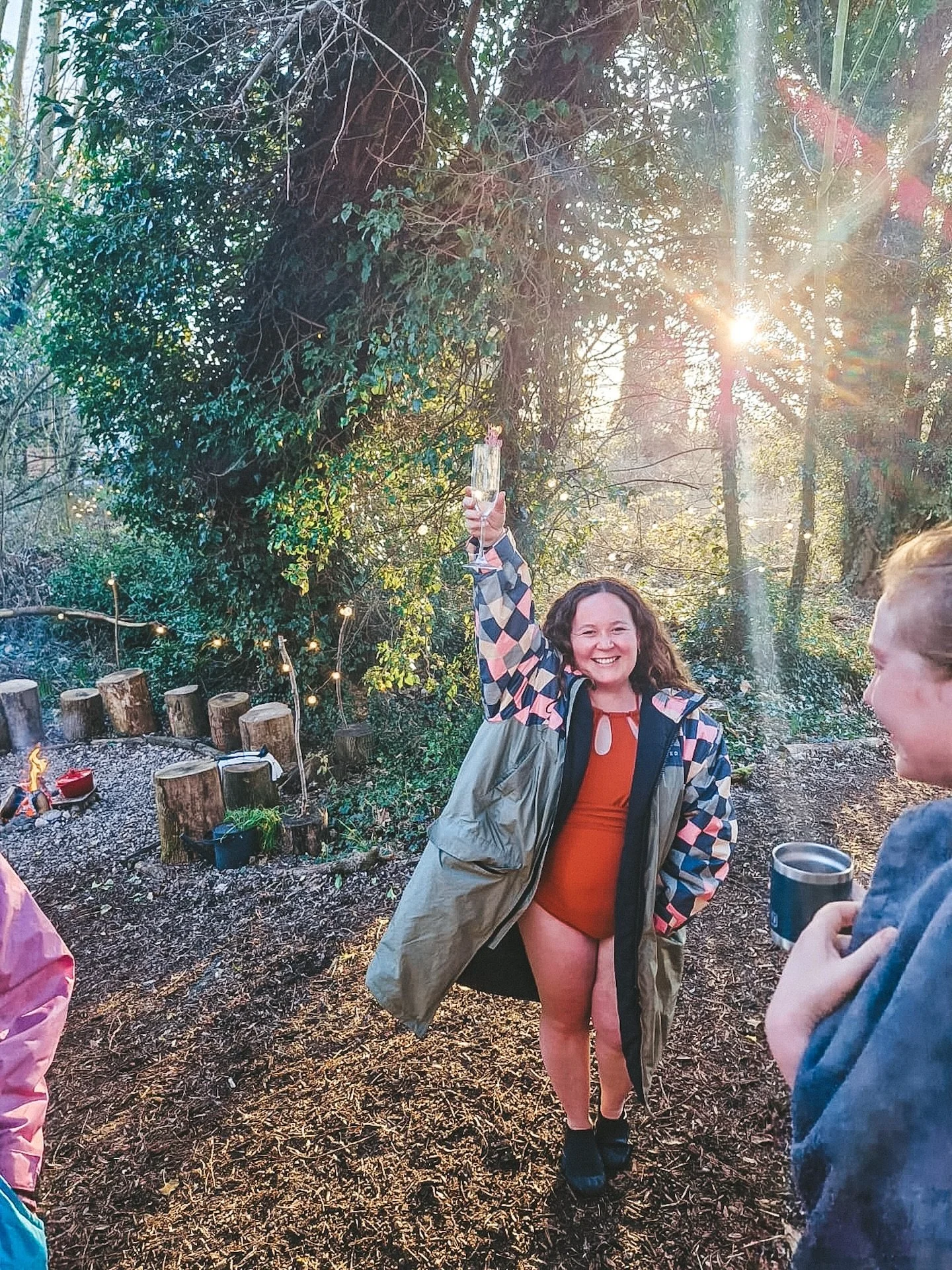 Birthday celebrations at @secret_sauna - the most wholesome time with these beauties ✨

Wearing my fav @voited Change Robe 🥂 

#birthdayadventure #wildswimmingwomen #wildsauna #saunatime #wildswimminguk