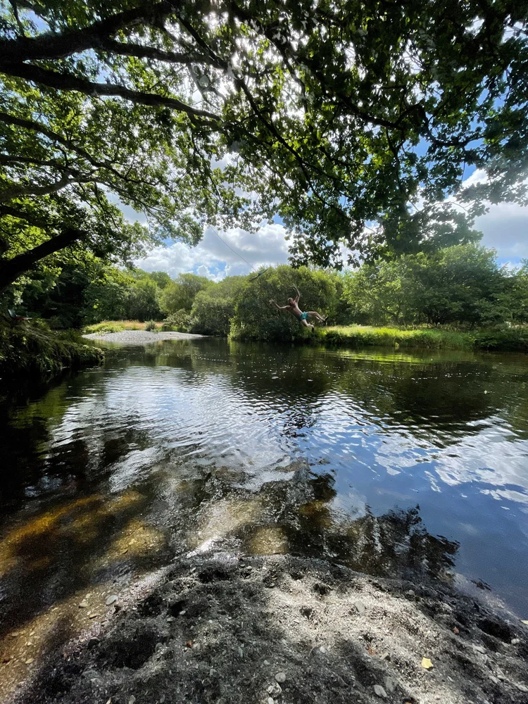 the-best-wild-swimming-spots-in-north-wales-golden-mountain