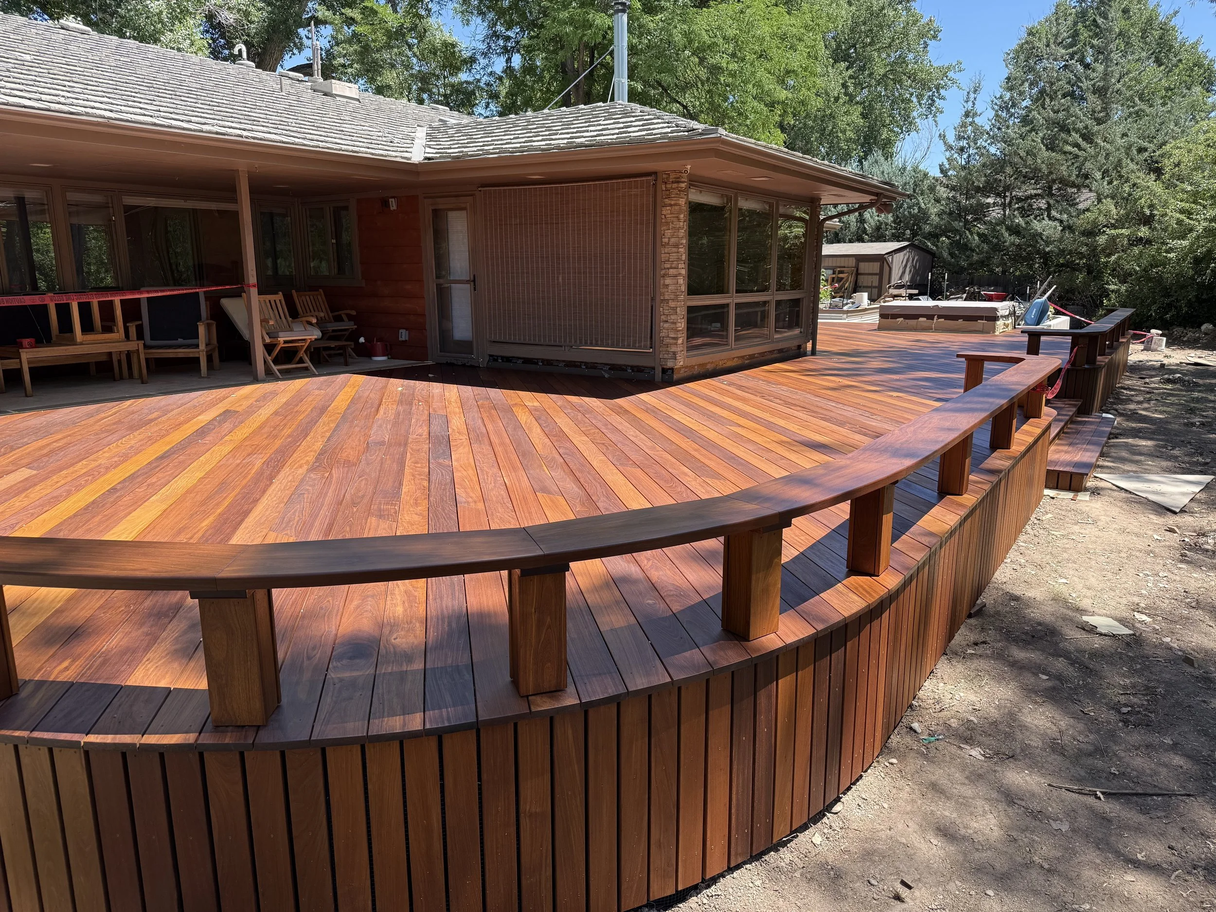 DECKS