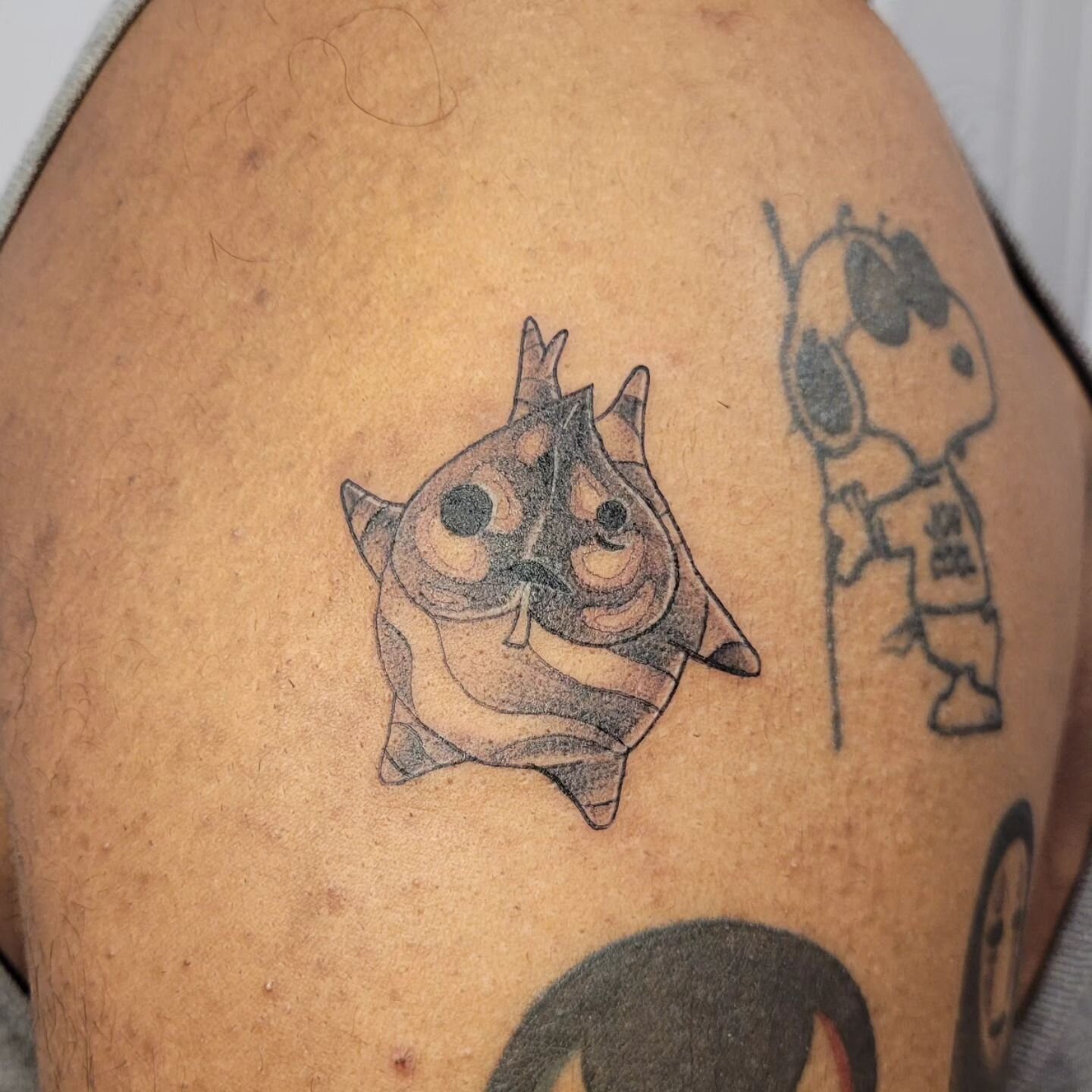 Happy Tears of the Kingdom release day! Got to do a fun lil Korok for Thusy! If I disappear for a while it's because of the game 🥲
.
 #illustrative #illistrativetattoo #videogames #videogametattoo #nerdytattoo #fandomtattoo #nerdy #Fandom  #Torontot