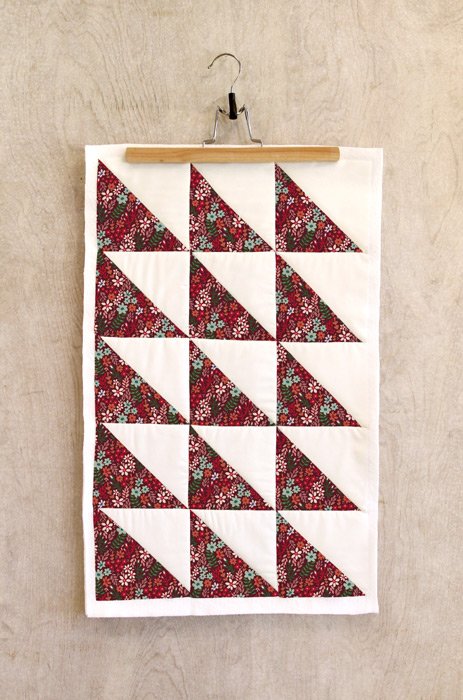 MAV77815-Floriferous-Product-Inspiration-Quilt.jpg