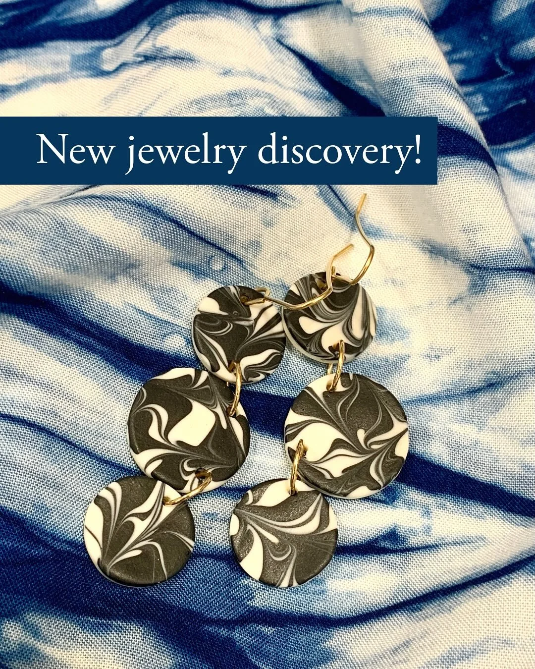 Meet @matte.porcelain! Modern organic ceramic jewelry that pairs beautiful with my hand-dyed Shibori Indigo. Natural sensibilities thriving in a modern world. Thank you @willowschool for bringing us both to your beautiful campus for the Holiday Bazaa