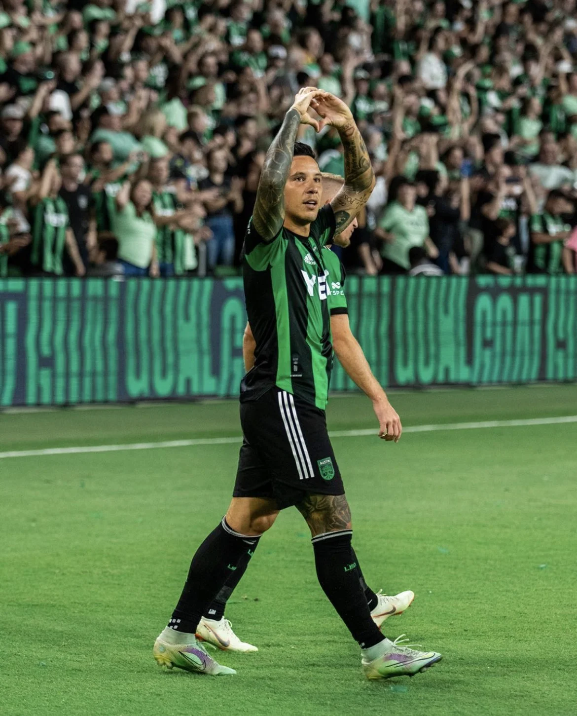 Sebastian Driussi showing love to Q2 Stadium

Shot by : Tony Fuentes