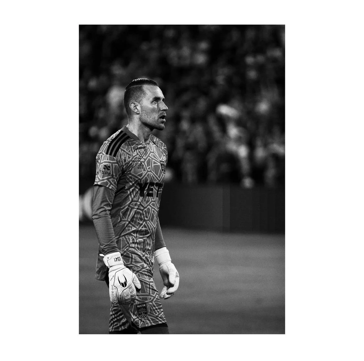 Brad Stuver in black & white

Shot by : Edgar Torres 