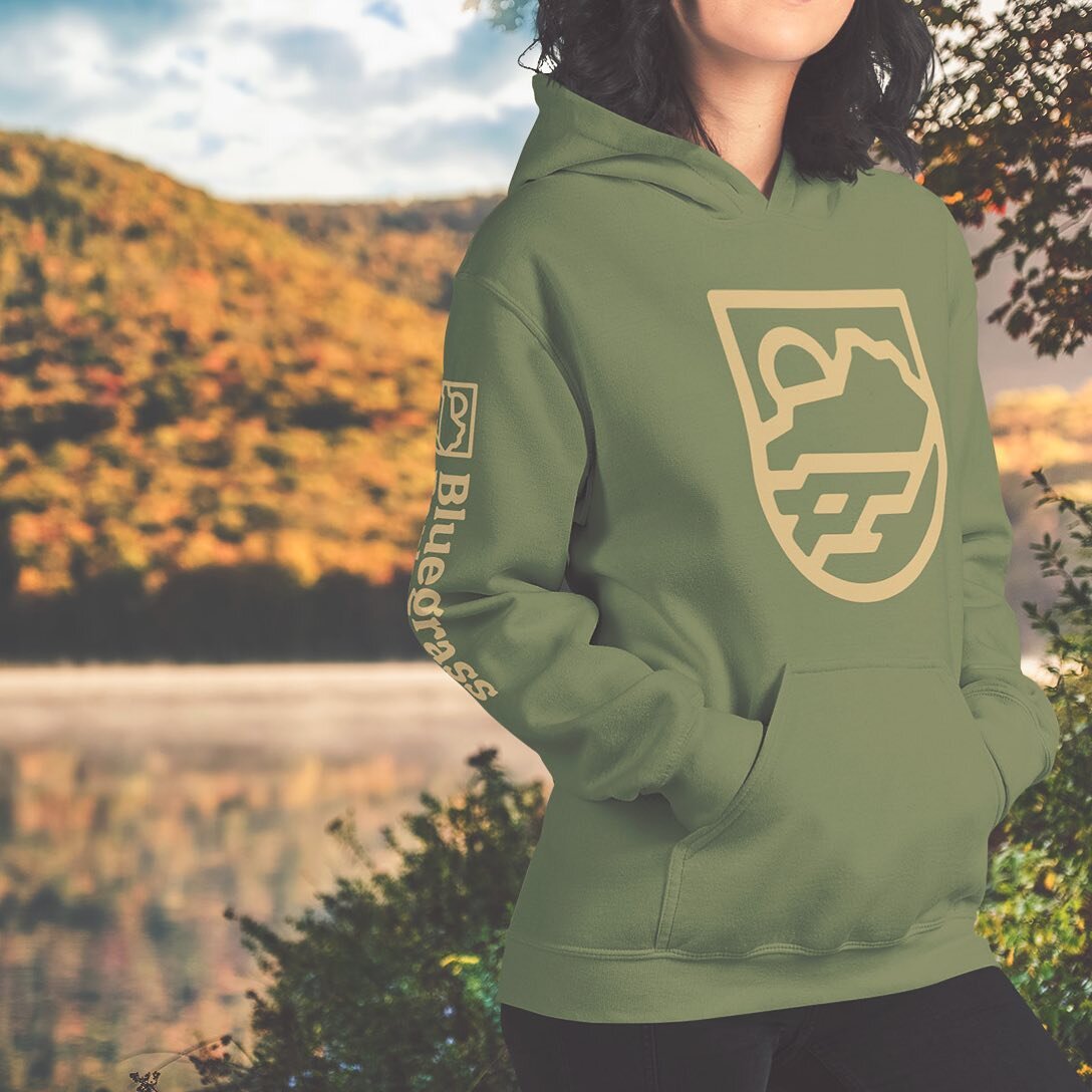Peruse our fresh batch of sweatshirts and hoodies that are perfect for hikes and campfires in the chilly fall wilds of West Kentucky.

#kentucky #kentuckylake #landbetweenthelakes #lakebarkley #murrayky #fall #exploreky #bluegrass #bluegrassparksandr
