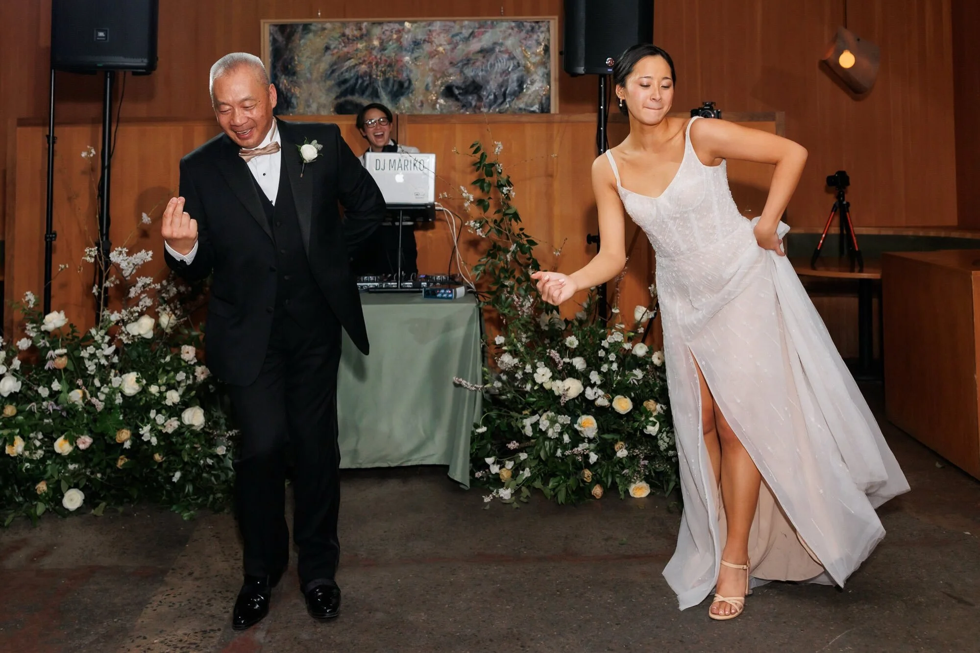 The absolute sweetest father daughter dance (and a bonus dance with mom). 

Venue: @thirdsbk 
Coordination: @petiteweddingplanner 
HMUA: @amyklewitzbeauty 
DJ: @marikosmusic 

#nycweddingphotographer #brooklynweddingphotographer #brooklynwedding #rul