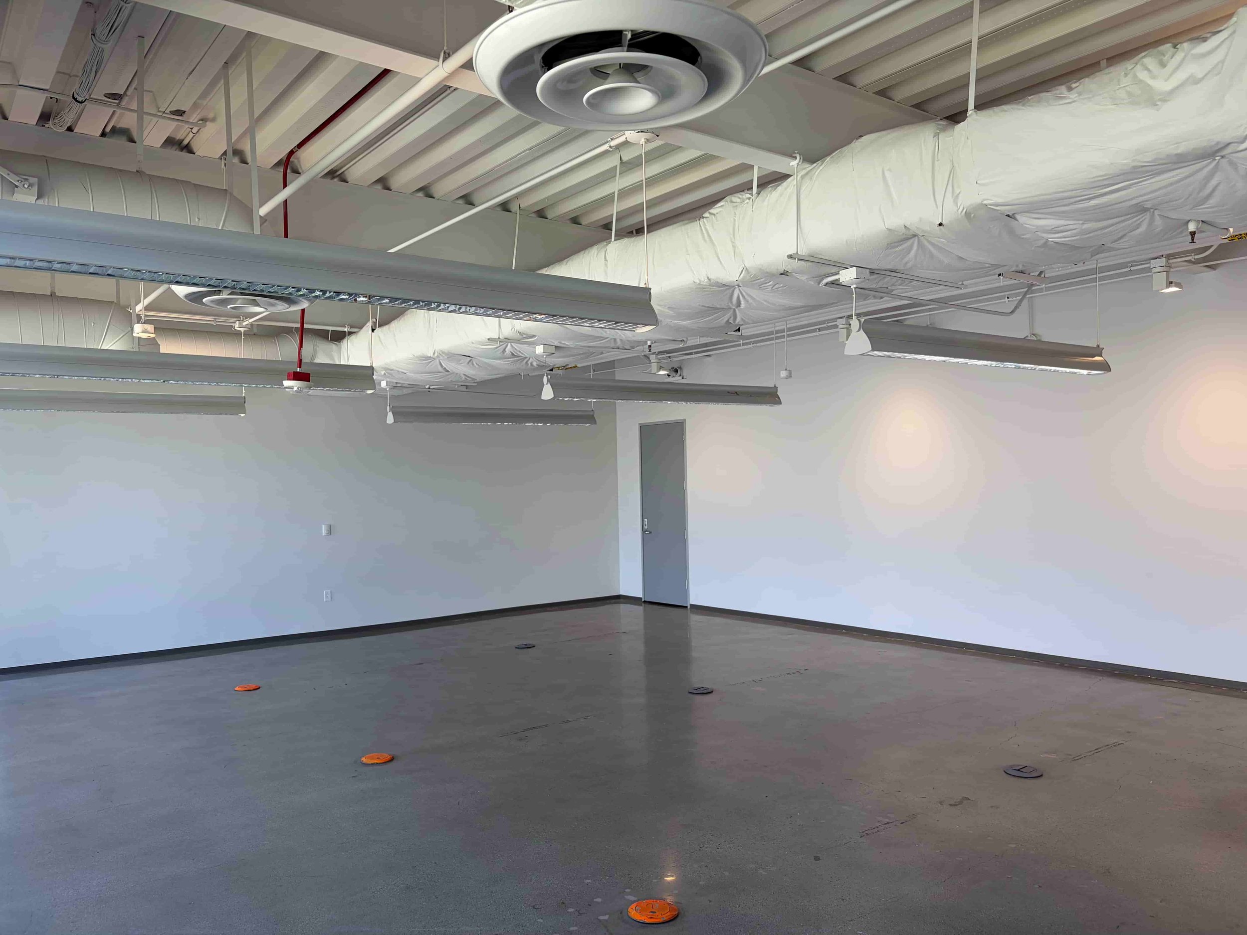 1888Rosecrans_SecondFloor_28.jpg