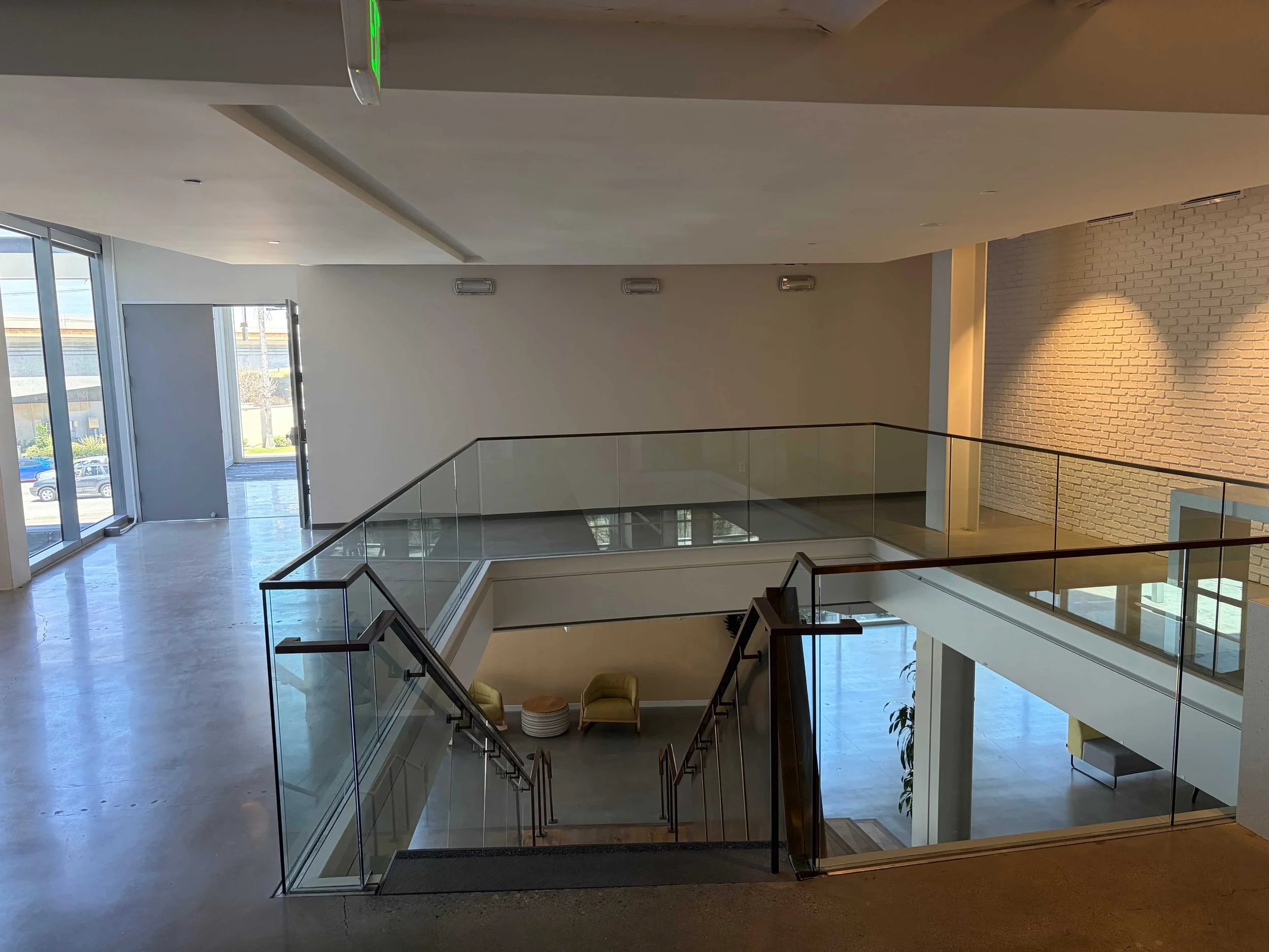 1888Rosecrans_SecondFloor_38.jpg