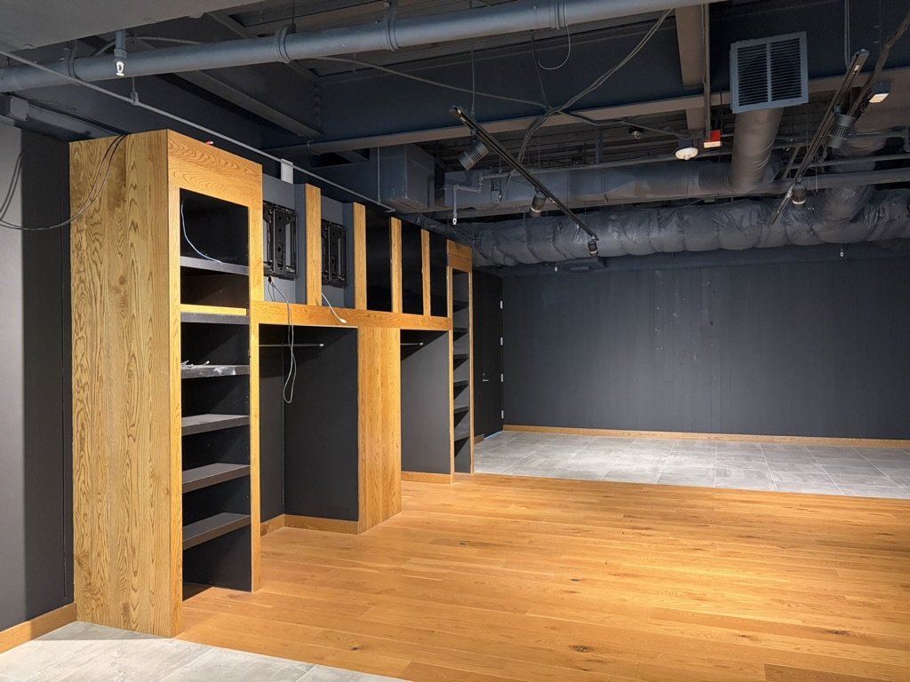 1888Rosecrans_FirstFloor_11.jpeg