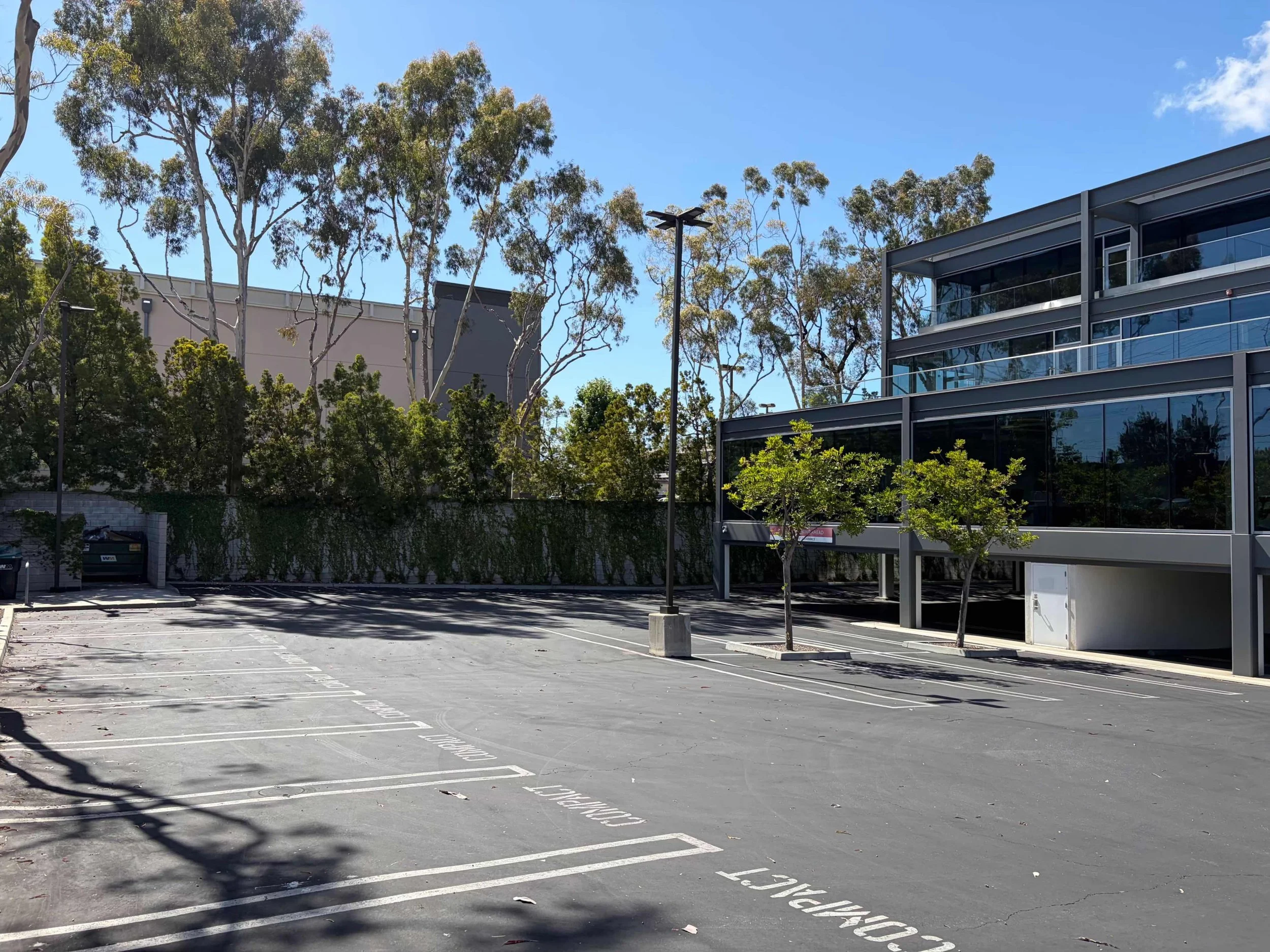 1888Rosecrans_Exterior_13.jpeg