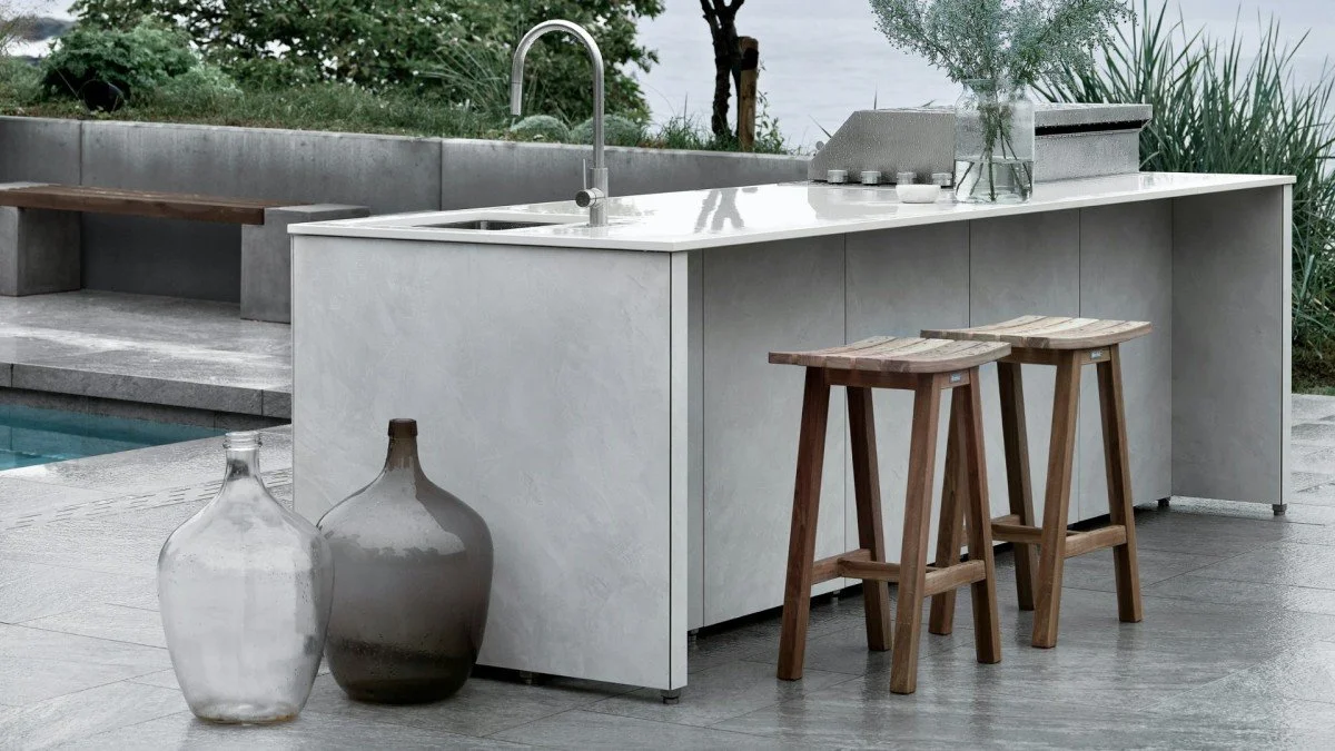 Sintered Stone for Outdoor Kitchens: Weathering, Durability &amp; Design Guide
