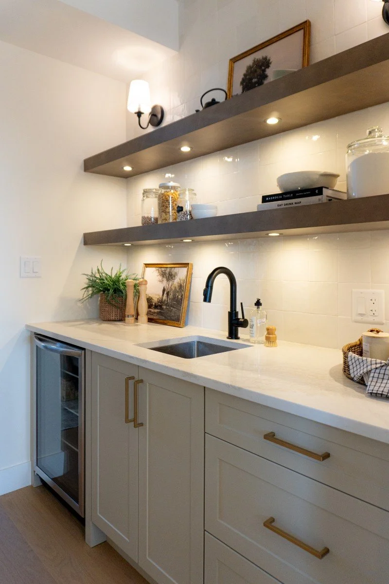 butler's pantry - elegant crema - NSC.jpg