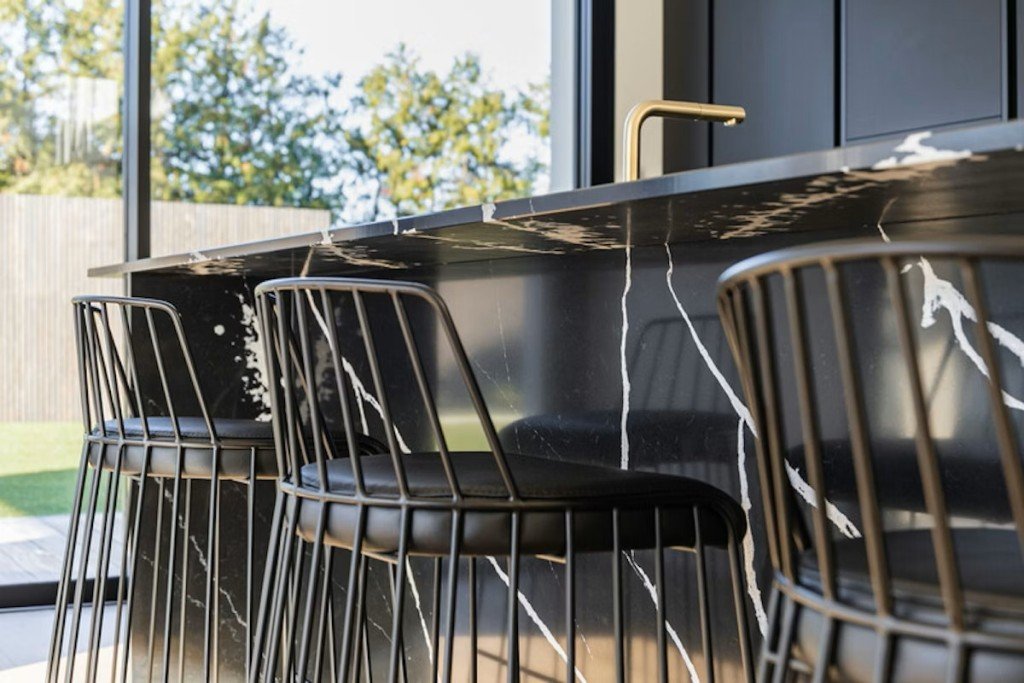 Silestone Et. Marquina - Cosentino - Designer- Milena Cuisine - Silestone in a Californian-style Villa