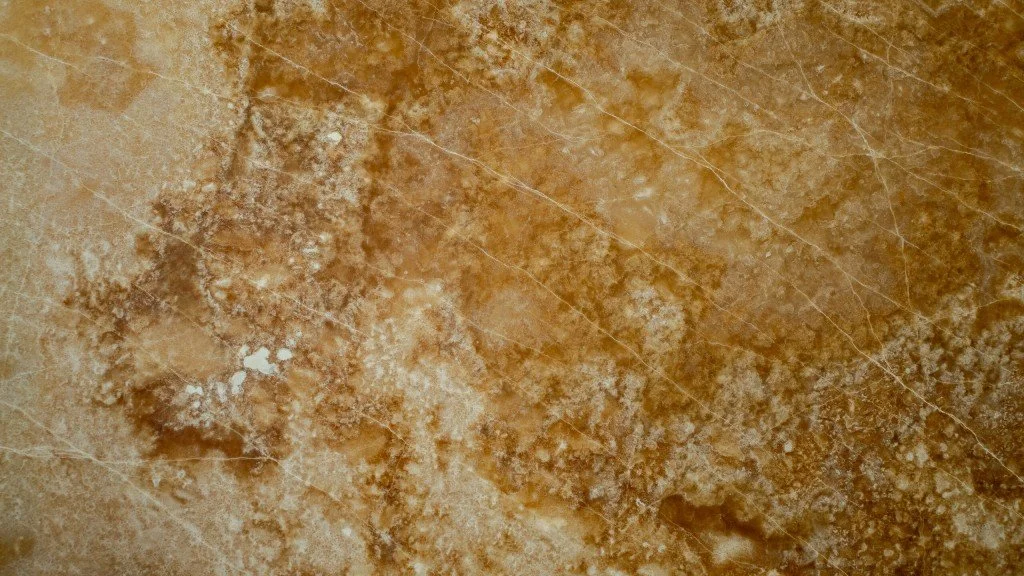 Cava Surfaces Onyx Miele