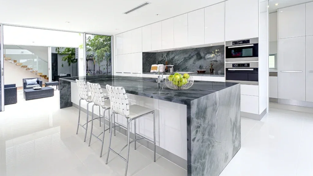 Quartz Countertop Cost Guide 2025: What You’ll Really Pay in Ontario