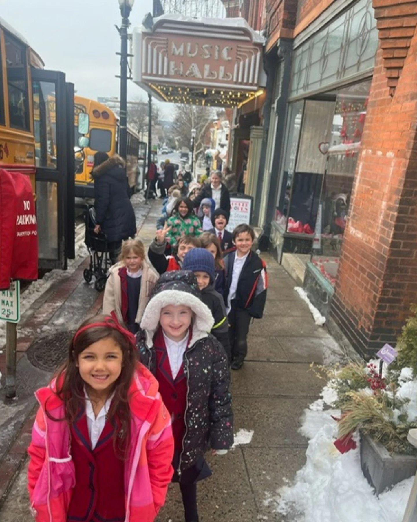 Another month, another field trip!
This time, our younger students went to see Willy Wonka on stage at Tarrytown Music Hall!

Come take a field trip to school this Friday, March 20th for our Open House at 10am -- RSVP on the website.