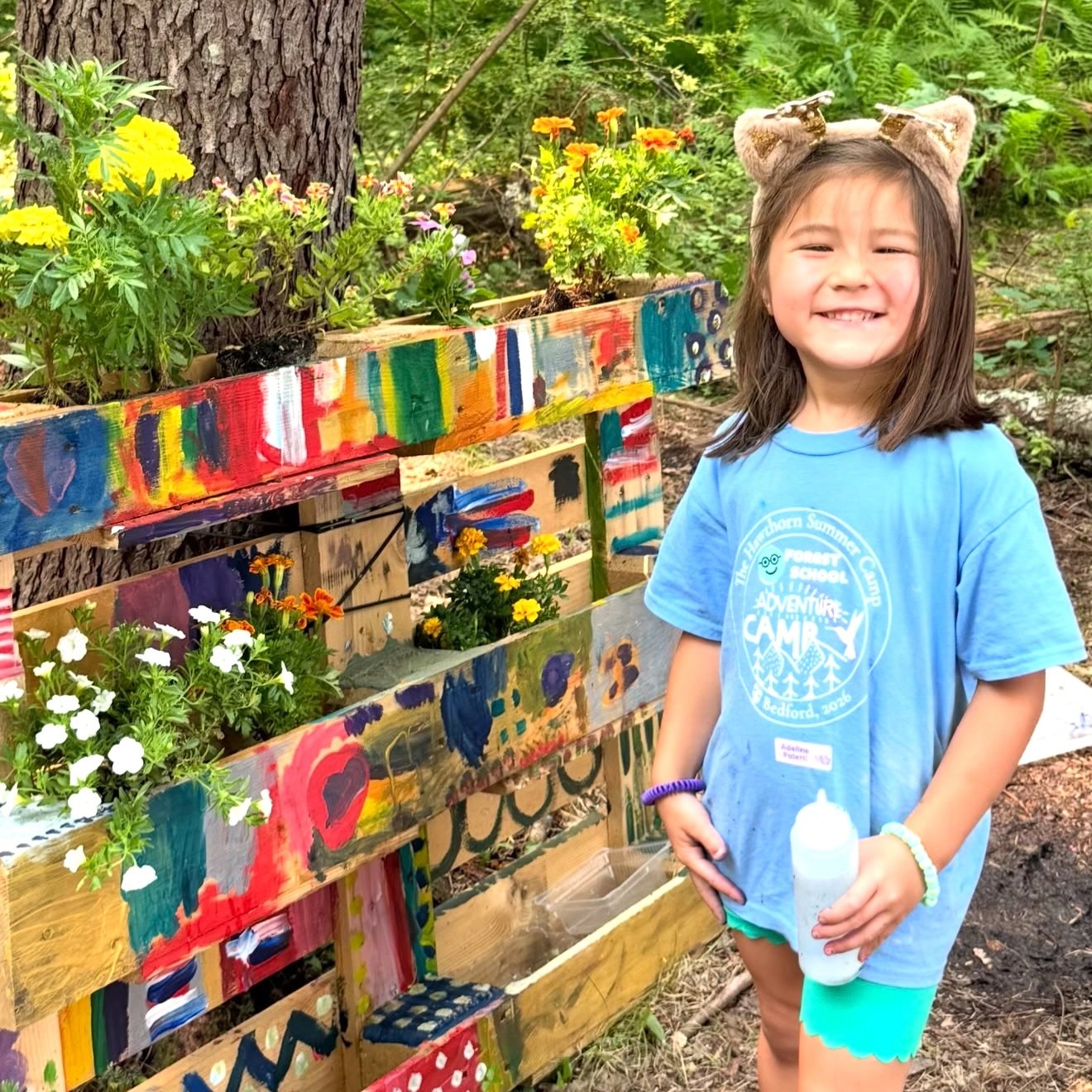 A palette or a canvas?
Another fun week at the outdoor classroom!