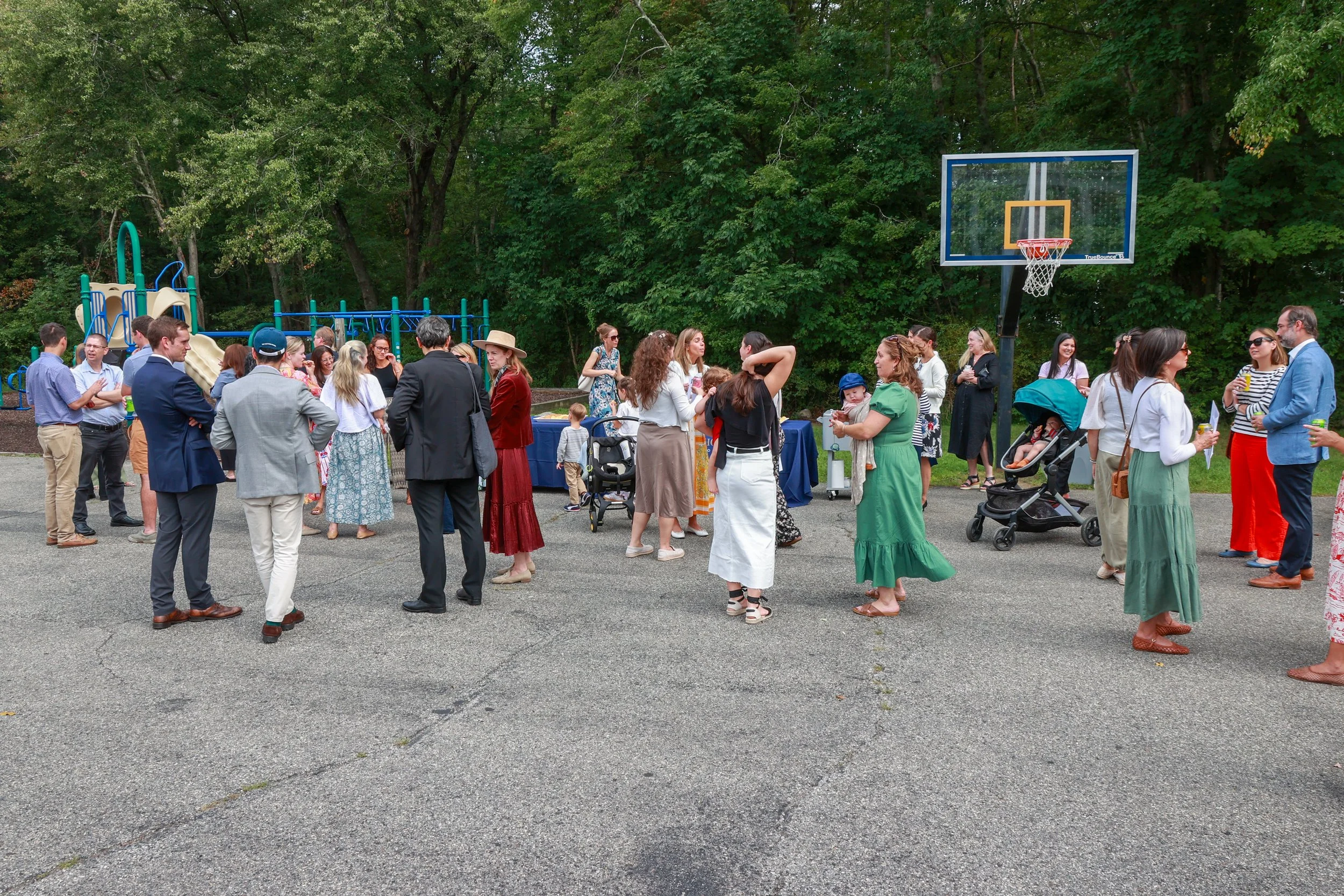 Hawthorn Students faculty and parents on first day back 9.9.2026-30.jpg