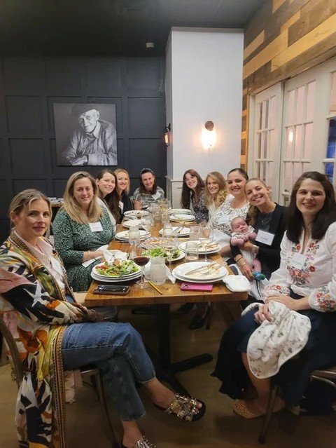 We're already looking forward to another wonderful night with the Moms of Hawthorn! A few favorites from last year's dinner, filled with connection, community, and good conversation. We can't wait to gather again on Tuesday, September 29th at Stone F