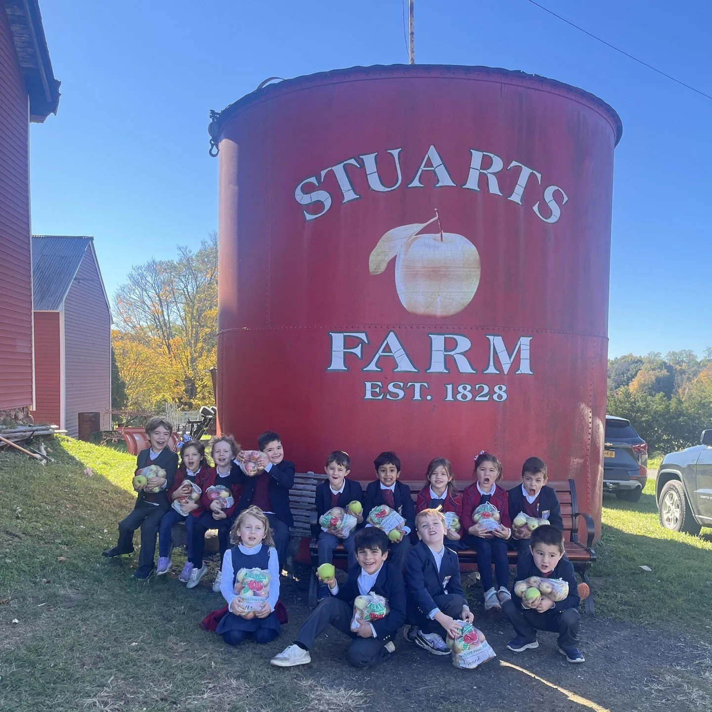 Students in Kindergarten and 1st Grade visited Stuart&rsquo;s Fruit Farm for their monthly field trip last week, a family enterprise established in 1828. 🍎

From exploring the apple orchards to learning about life on the farm, our students enjoyed a