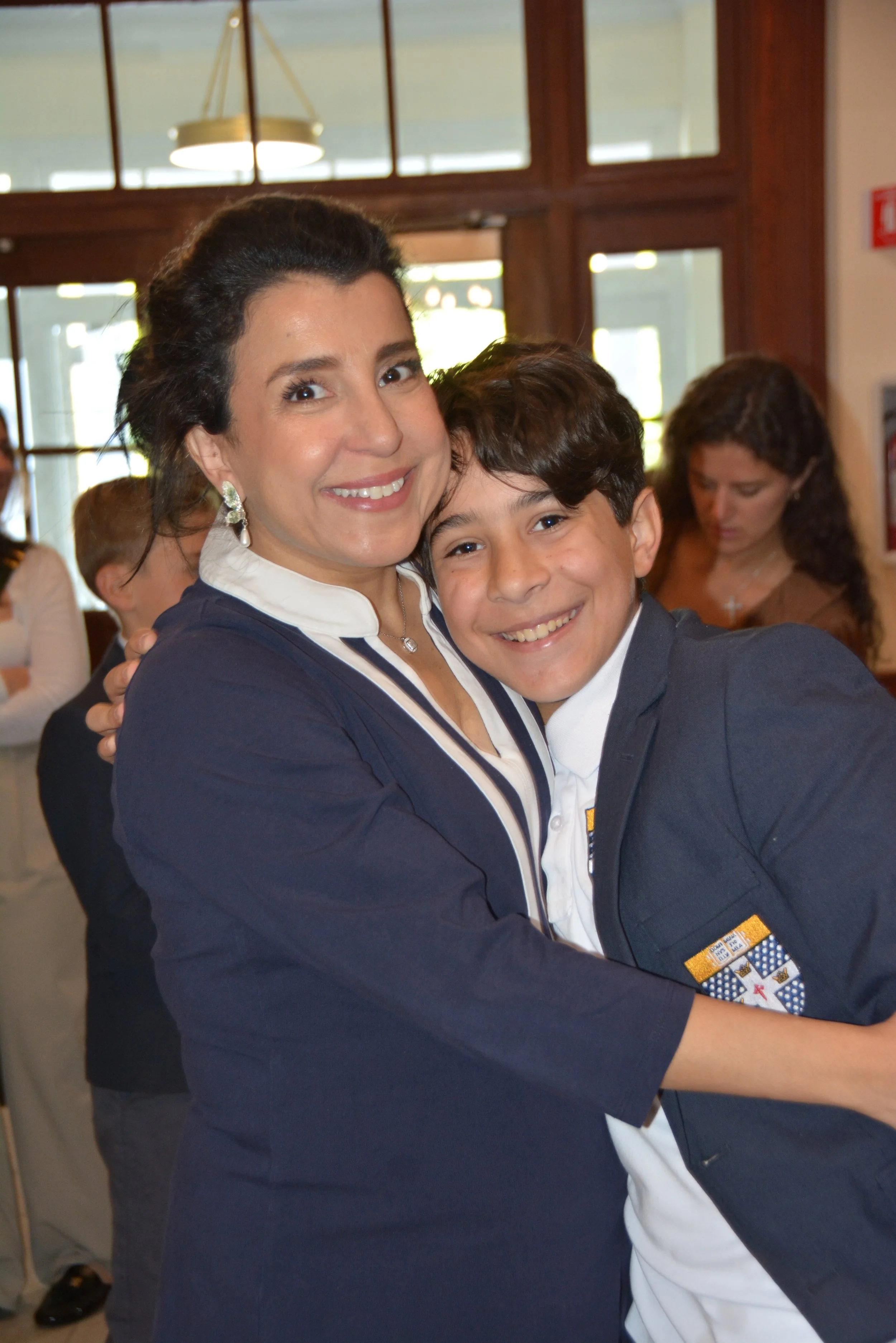 Copy of DSC_2908_mothersonbrunch.JPG