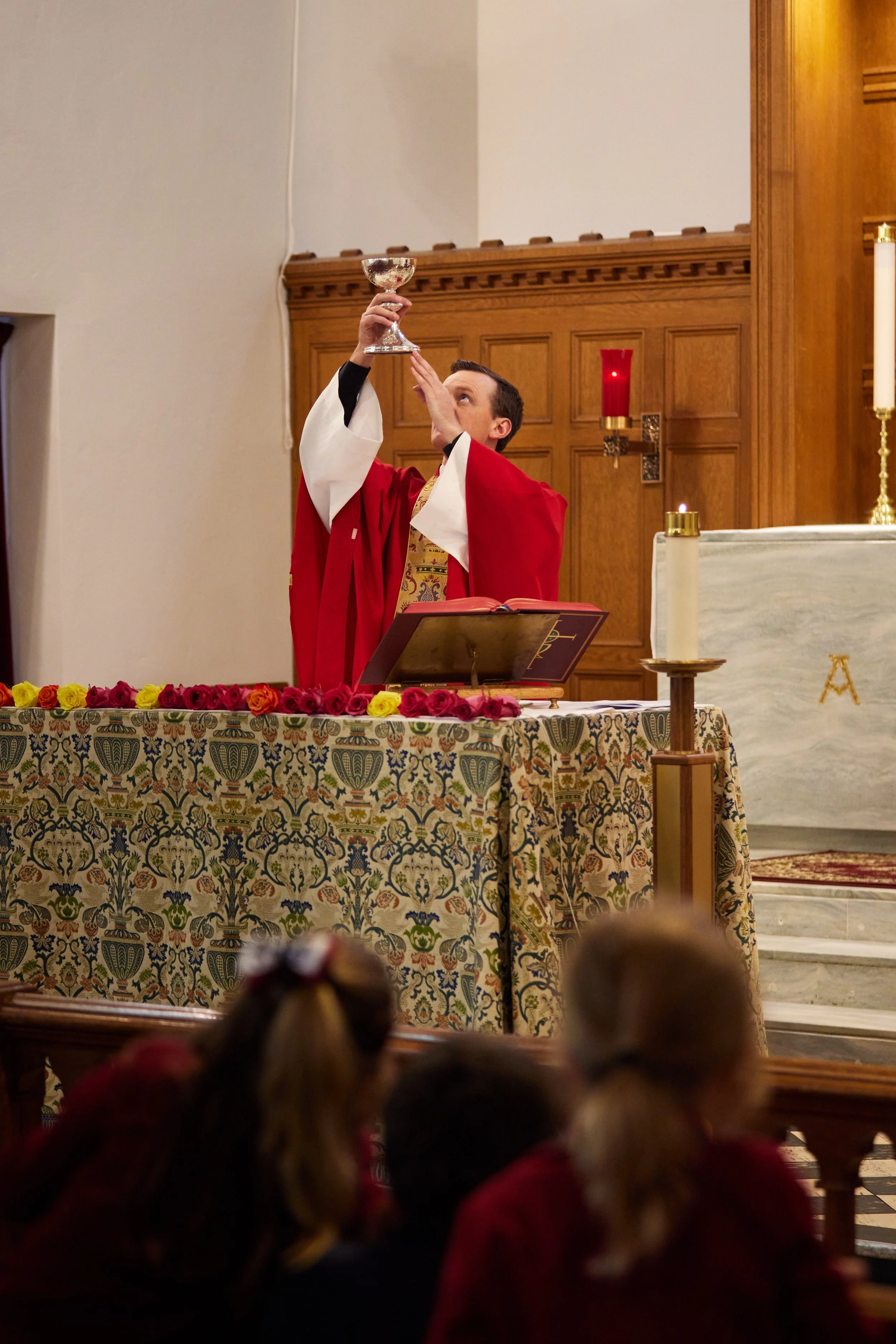 448A7606_250903_openningmass.jpg