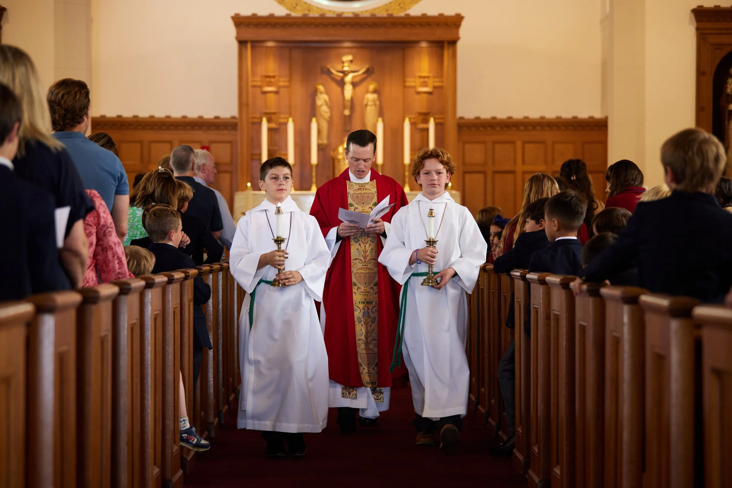 448A7658_250903_openningmass.jpg