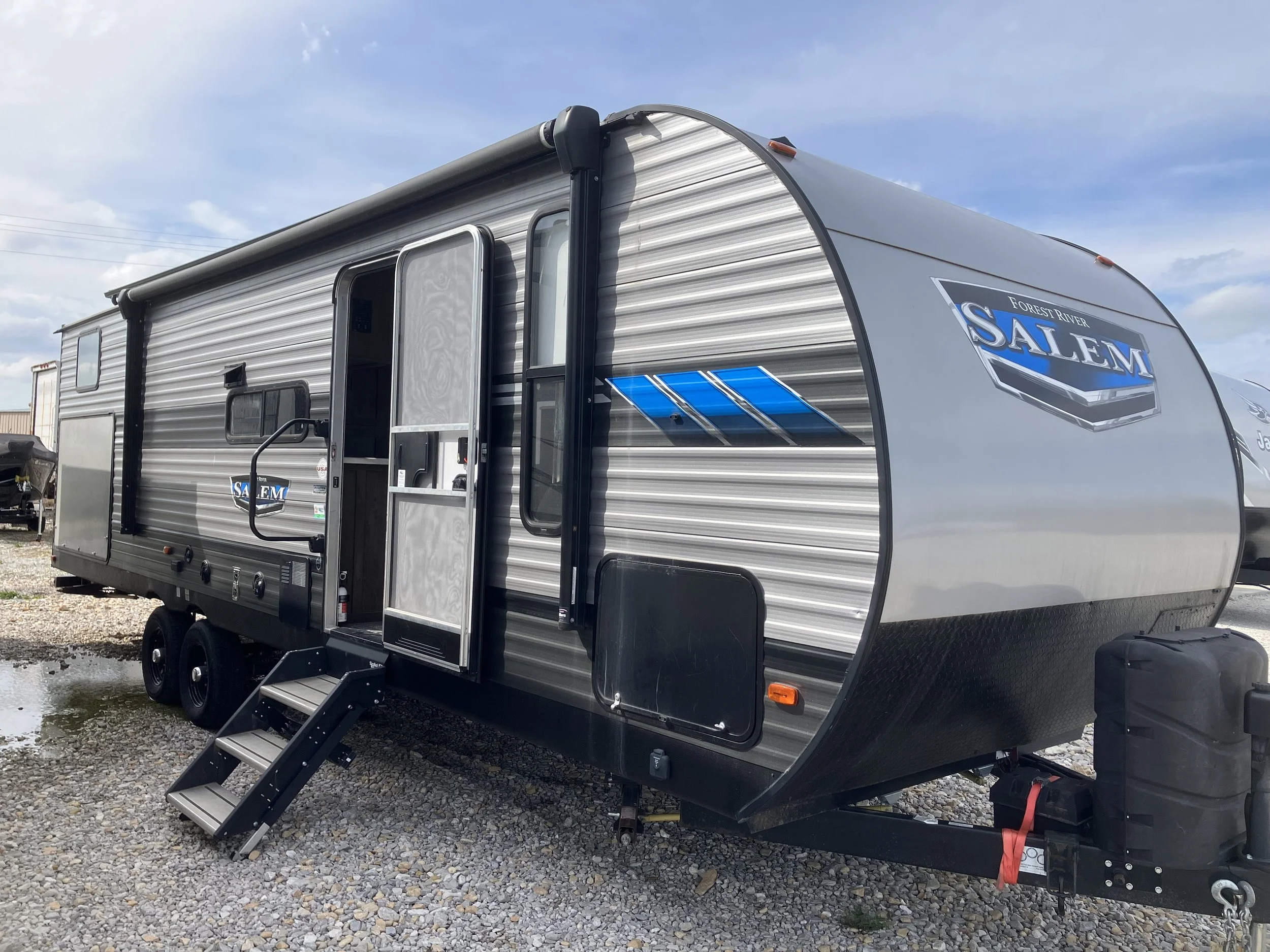 2021 Forest River Salem 30KQBSS