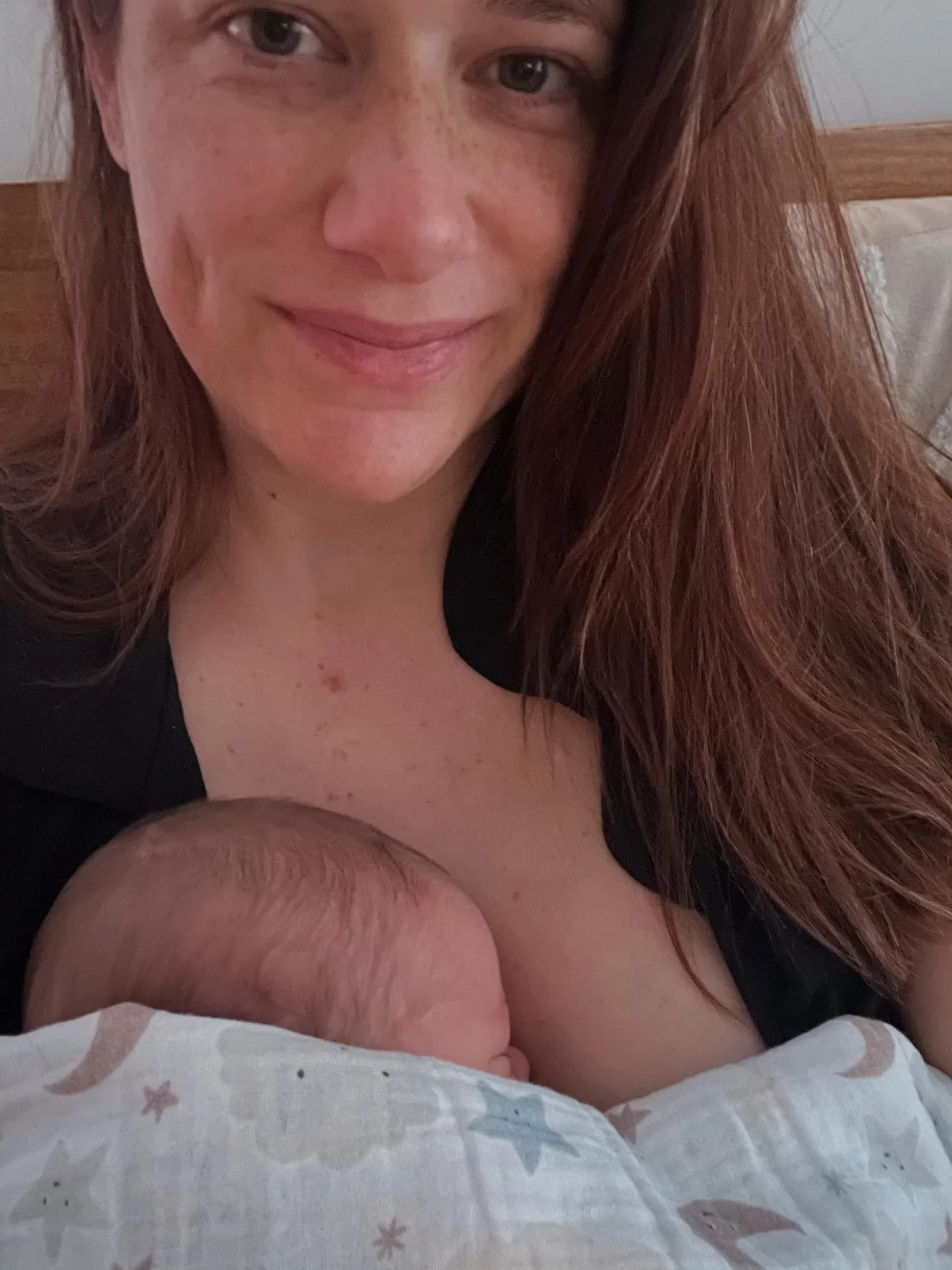 𝗢𝗻𝗲 𝘄𝗲𝗲𝗸 𝘄𝗶𝘁𝗵 𝗣𝗼𝗽𝗽𝘆 𝗚𝗿𝗮𝗰𝗲 💫⁣
⁣
She didn&rsquo;t arrive in the way I pictured.⁣
Her entrance wasn&rsquo;t exactly 𝘨𝘳𝘢𝘤𝘦𝘧𝘶𝘭 &mdash; more like a whirlwind that cracked us wide open.⁣
⁣
Hospitals, bright lights, beeping mach