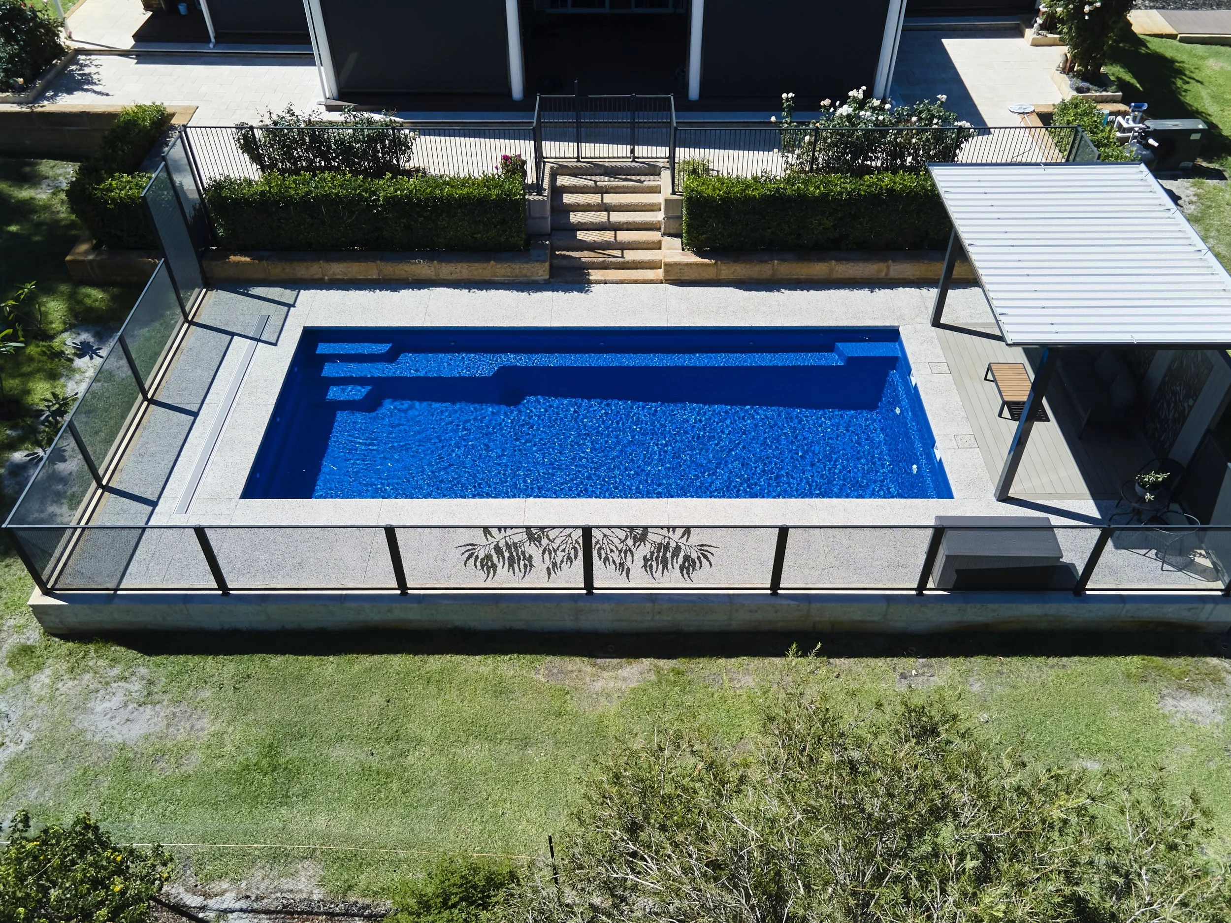 9m x 4.45m Hampton Grande in Ocean Reef Sparkle