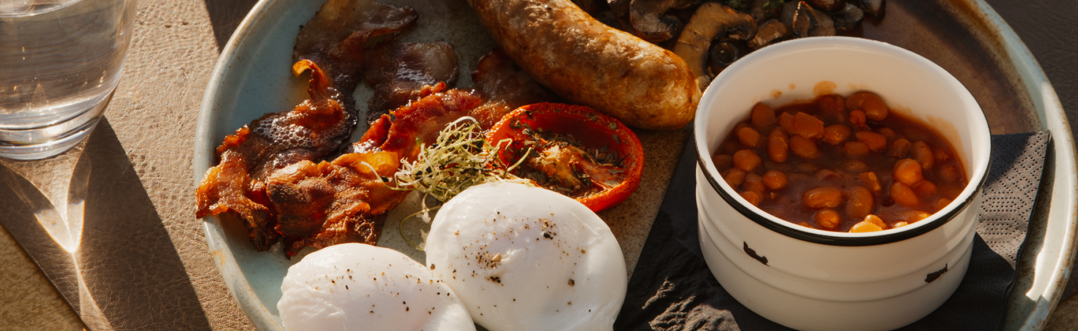 MountainLodge-TheHotel-Breakfast.png