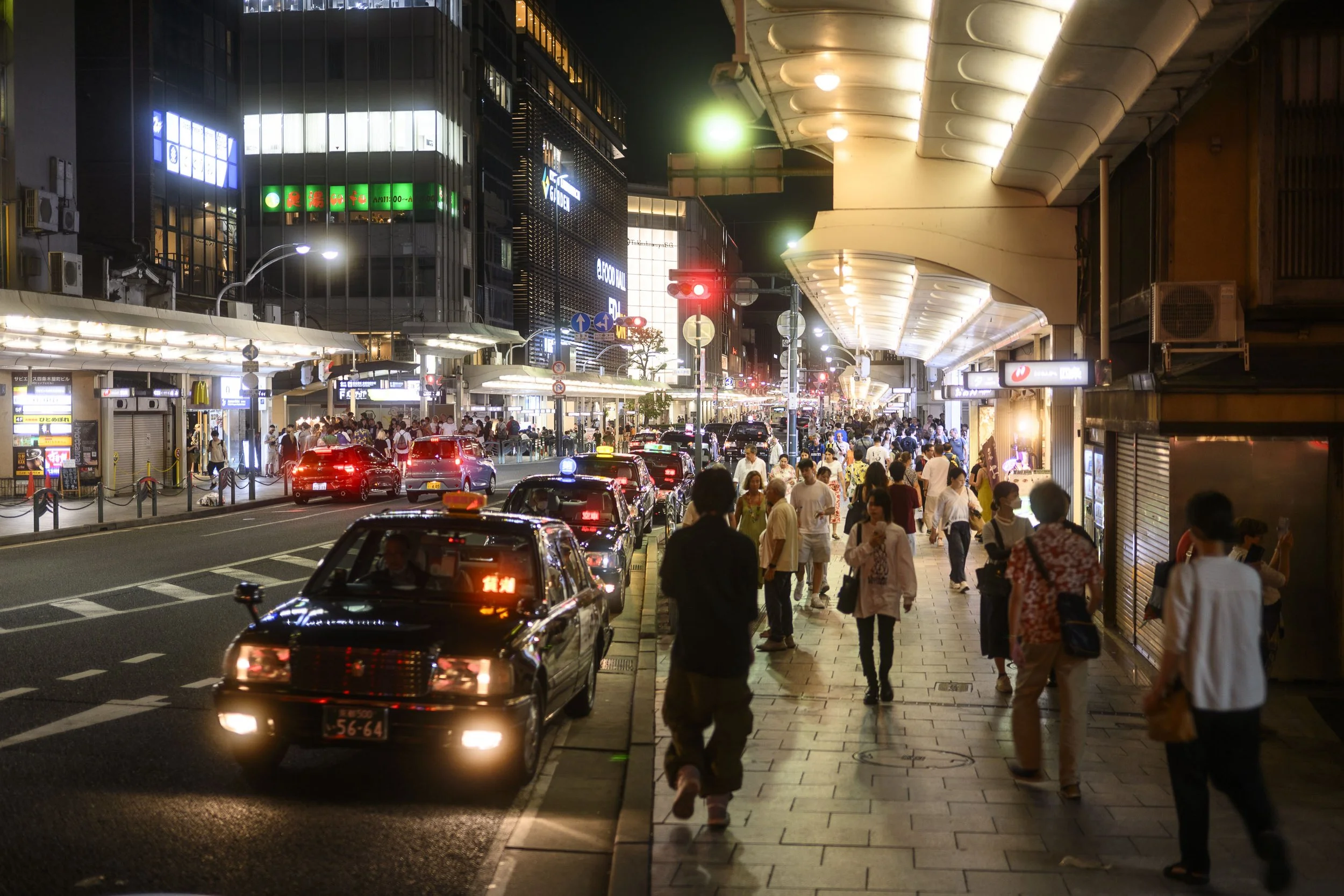 Kyoto-Gion_250806_060.jpg