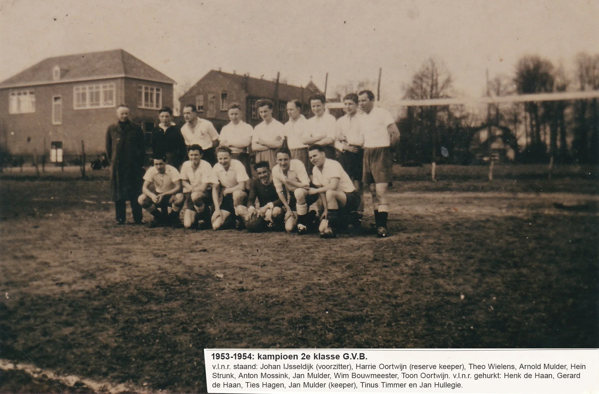 Kampioen 2de klasse GVB; 1953-1954
