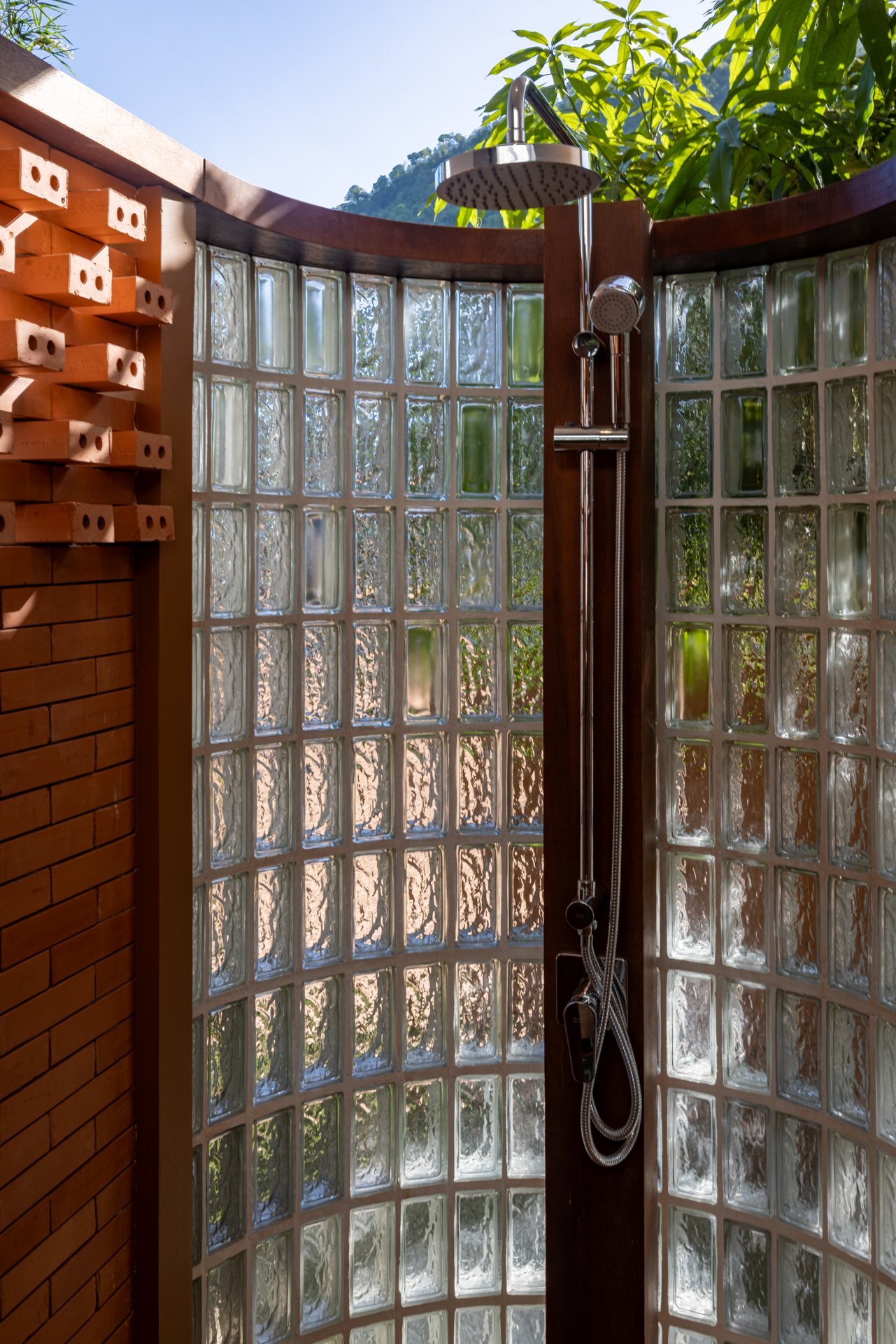003A1756-HDR.jpg