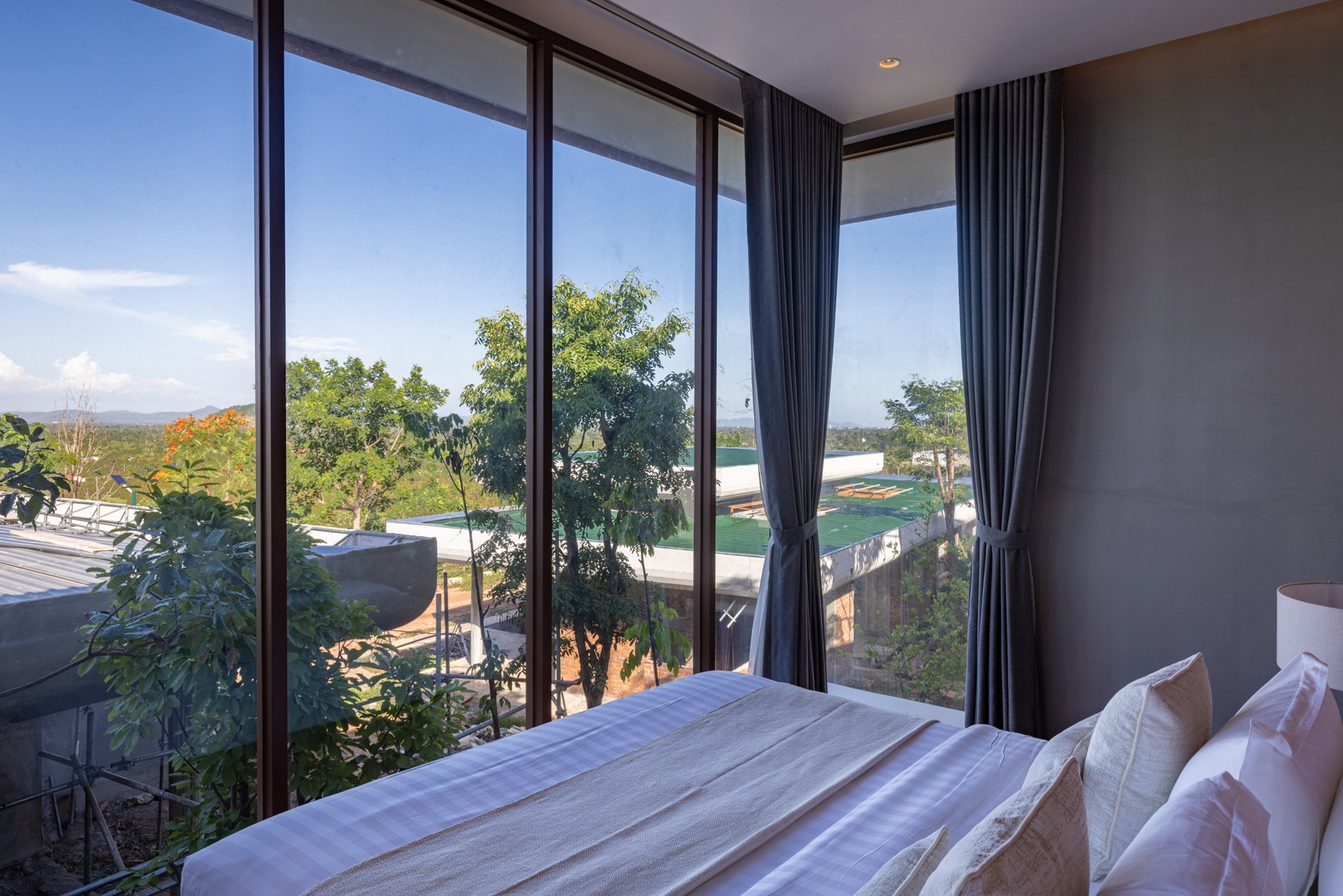003A1768-HDR.jpg