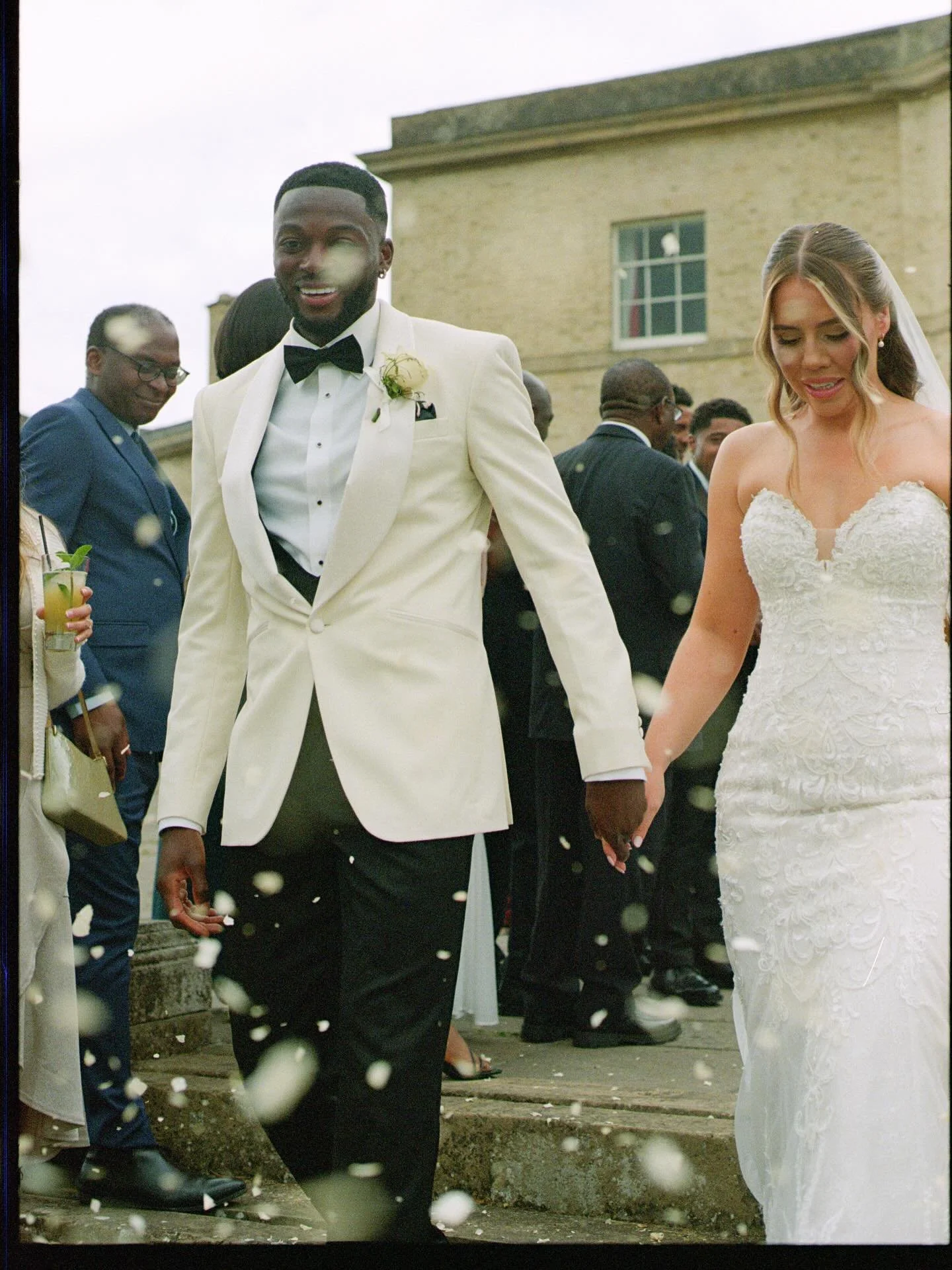 Some more goodness of Aimee and Dom but this time on film. 

@lindseyriaphotography 
@stubtonhall 
@freyafilmco 
@duchessbutler 
@twentyoneevents 
@_ellastrations 
@snowdrops_studio 
@notes.studio 
@kellyhankshairdesign 
@iambridal.makeup 

#ukweddin