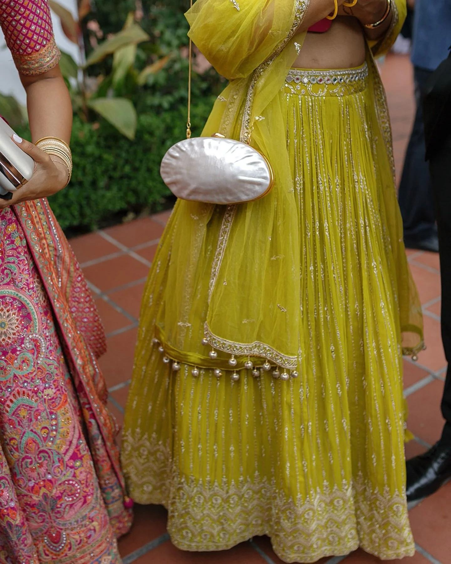 A wedding lived in color at Rancho Las Lomas. Dancing, tradition, and celebration woven through every corner of the day