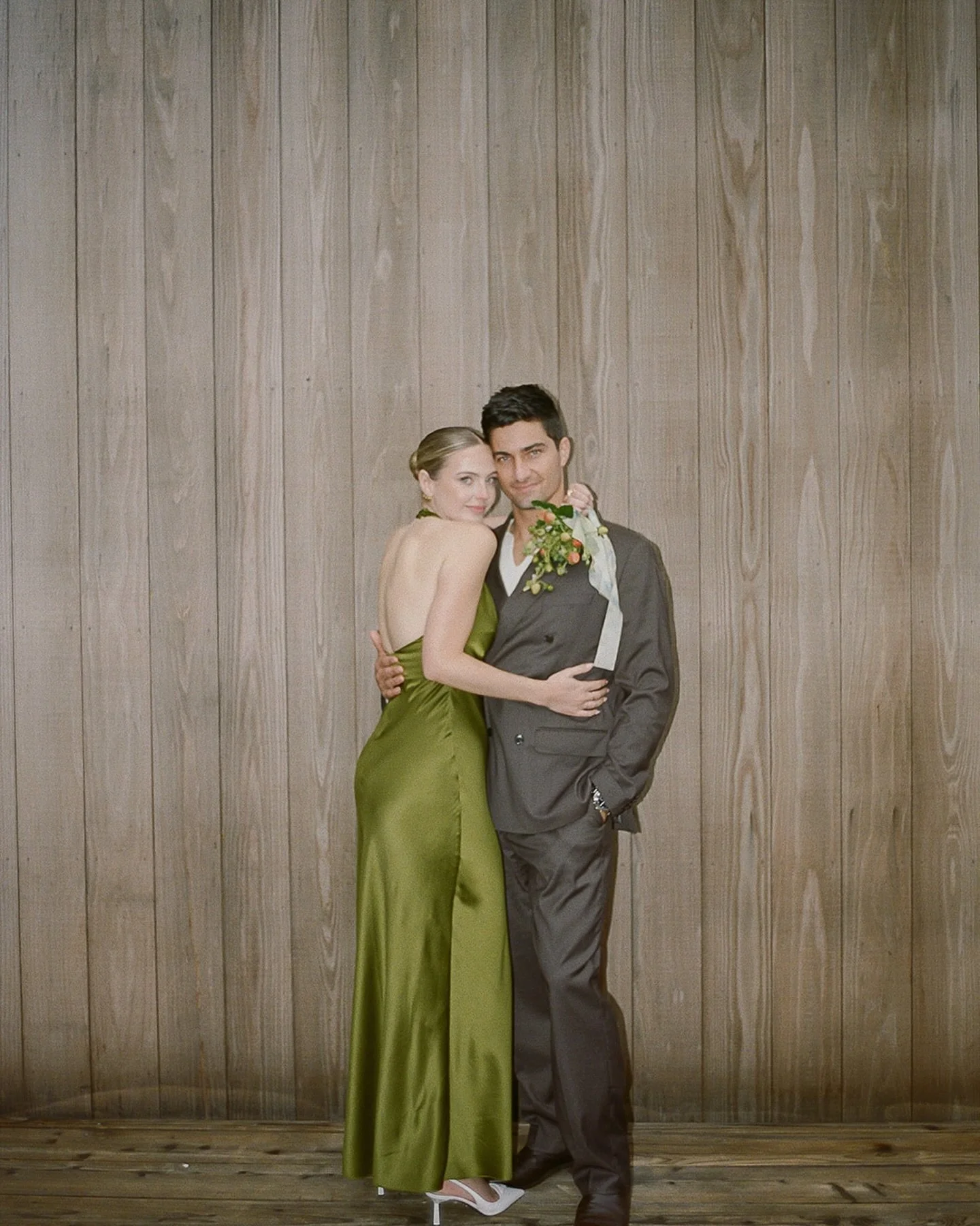 green is the new white! The most beautiful rehearsal dinner at @thesearanchlodge 

Vendors: 
Photographer: @laurapowersphoto 
Hosts: @wildpinescollective &amp; @savannahbphotos
Venue: @thesearanchlodge
Planner: @rivieracreative_
Florals: @rbt_florals