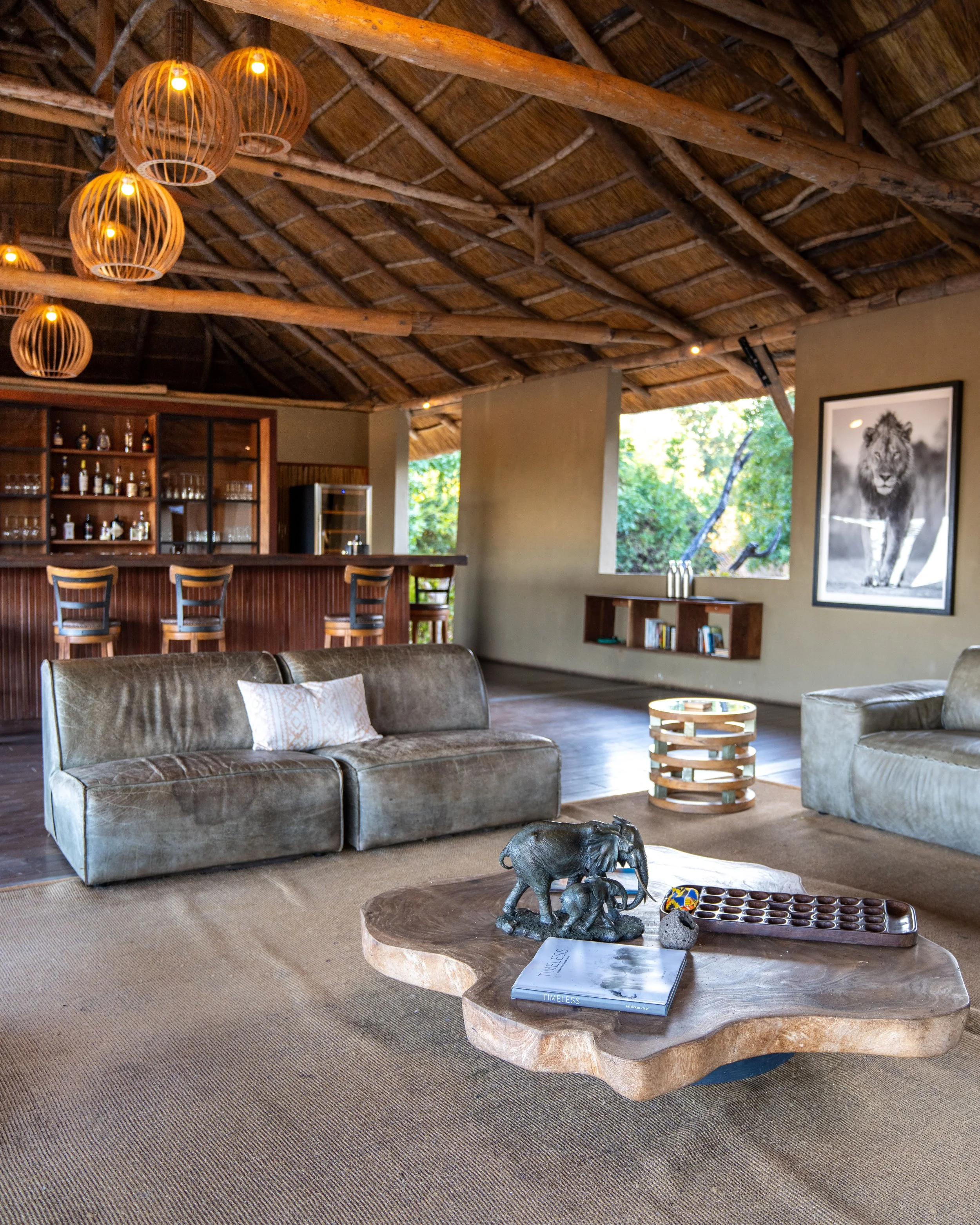 Bar Main Area.jpg