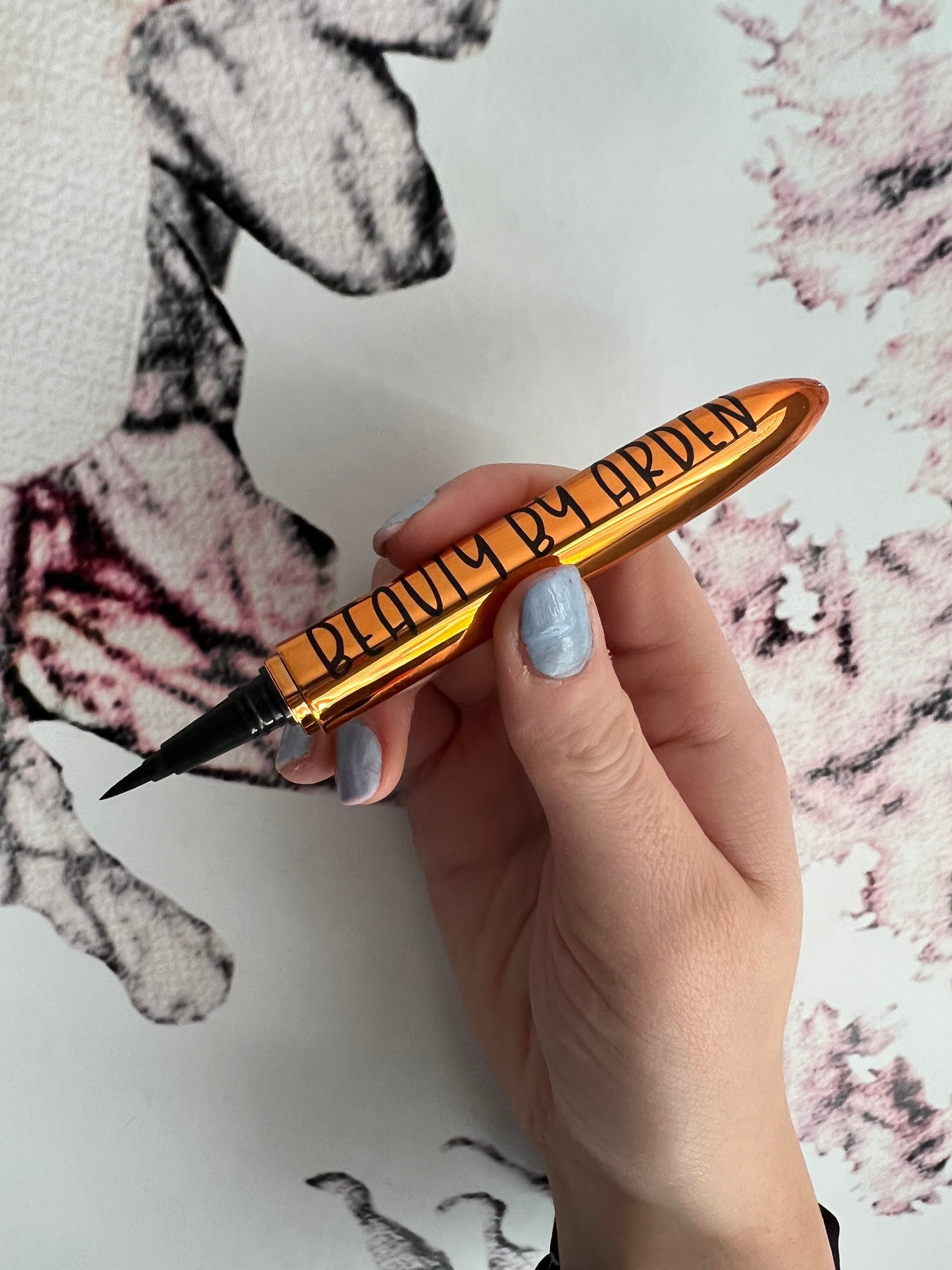Lash Glue Liner