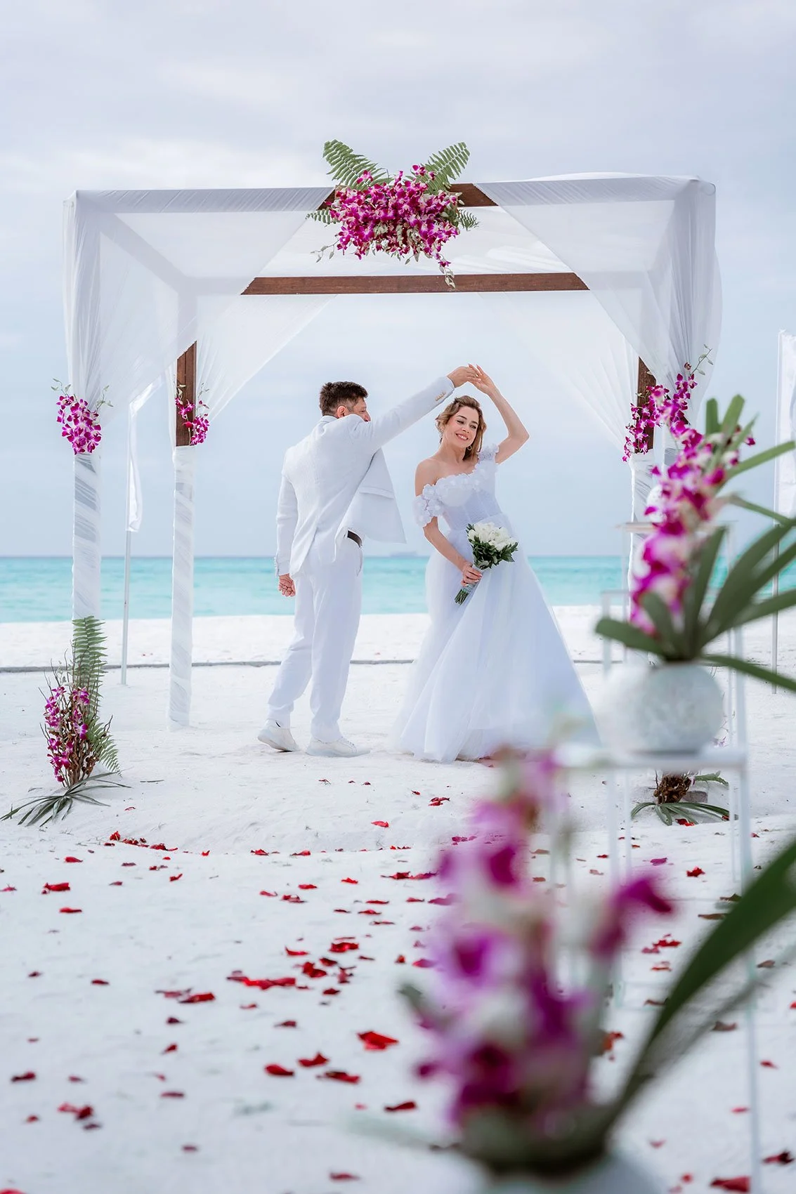 just-married-couple-maldives-pullman-resort.jpg