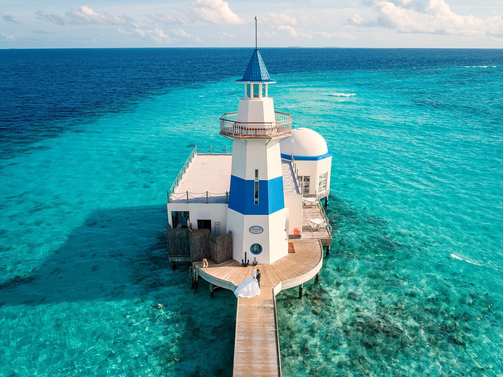 Couple-At-InterContinental-maldives-Drone-Photo.jpg