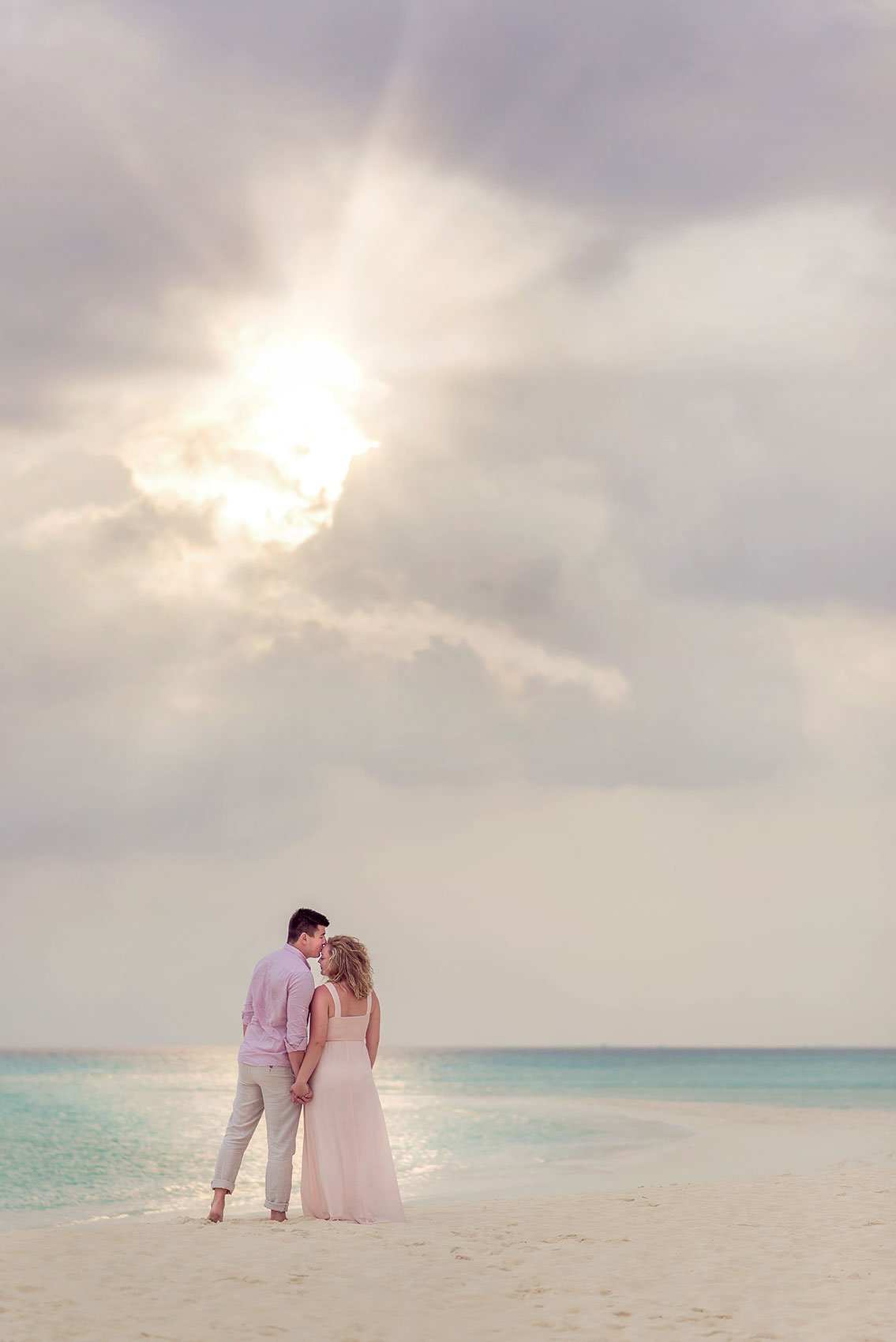 couple-beach-photo-maldives.jpg