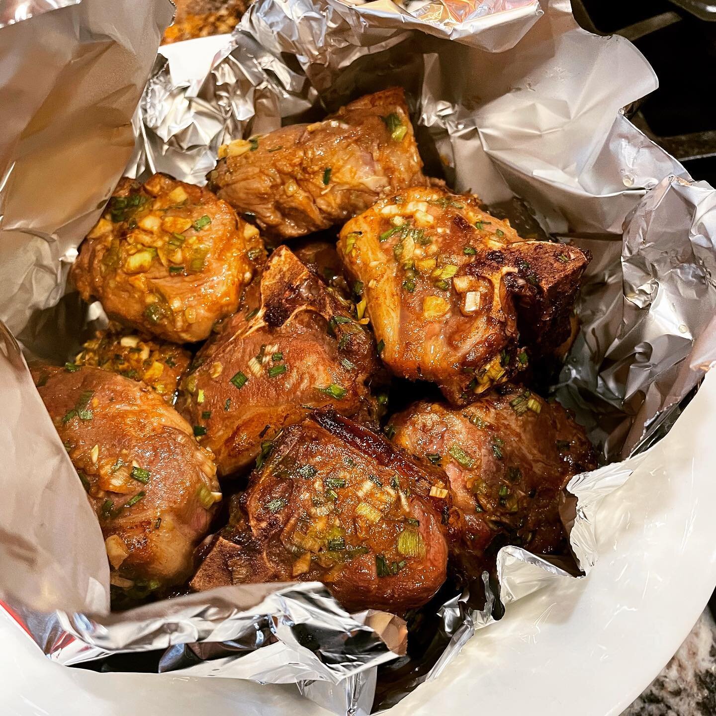 Another classic @jacquespepinfoundation recipe, Broiled Marinated Lamb Chops. Another culinary accomplishment by cook at home dad @bill.roberts.311 
&bull;
&bull;
Don&rsquo;t diet. Eat lamb chops!
#dontdieteatrealfood #jacquespepinrecipes #dadmeals