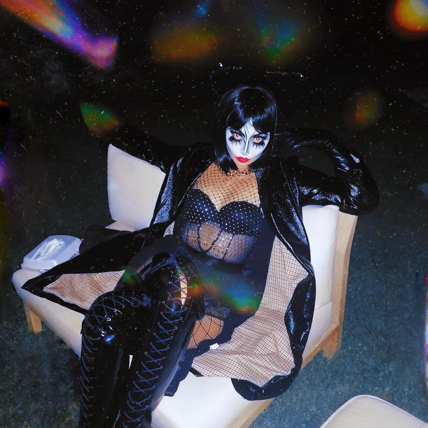 Showbizz Cockroach 🪳 swipe 4 choices xx @shotguncarousel