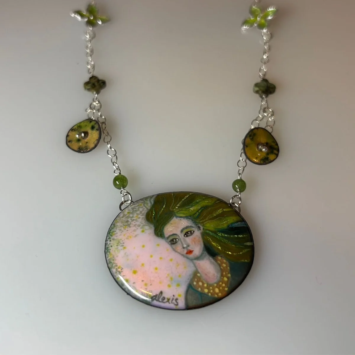 Collar Dama Verde (3).jpg