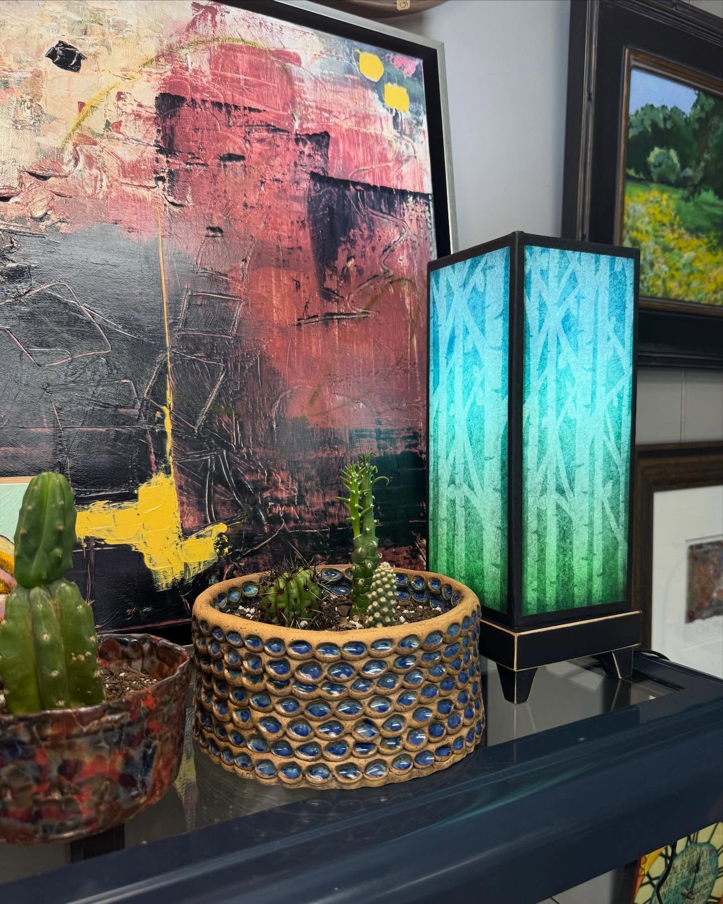 ☀️Warmth and joy reside here. ☀️10am-4pm.