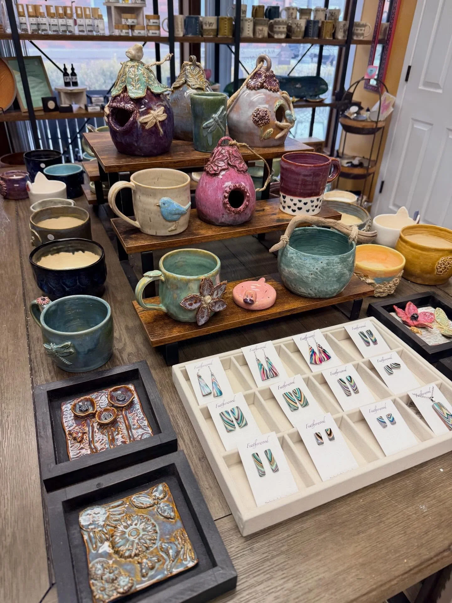 Next week, I will be making a video showing you all the latest work I&rsquo;m obsessed with. Michelle Knedler is the queen of fun pottery! 💗