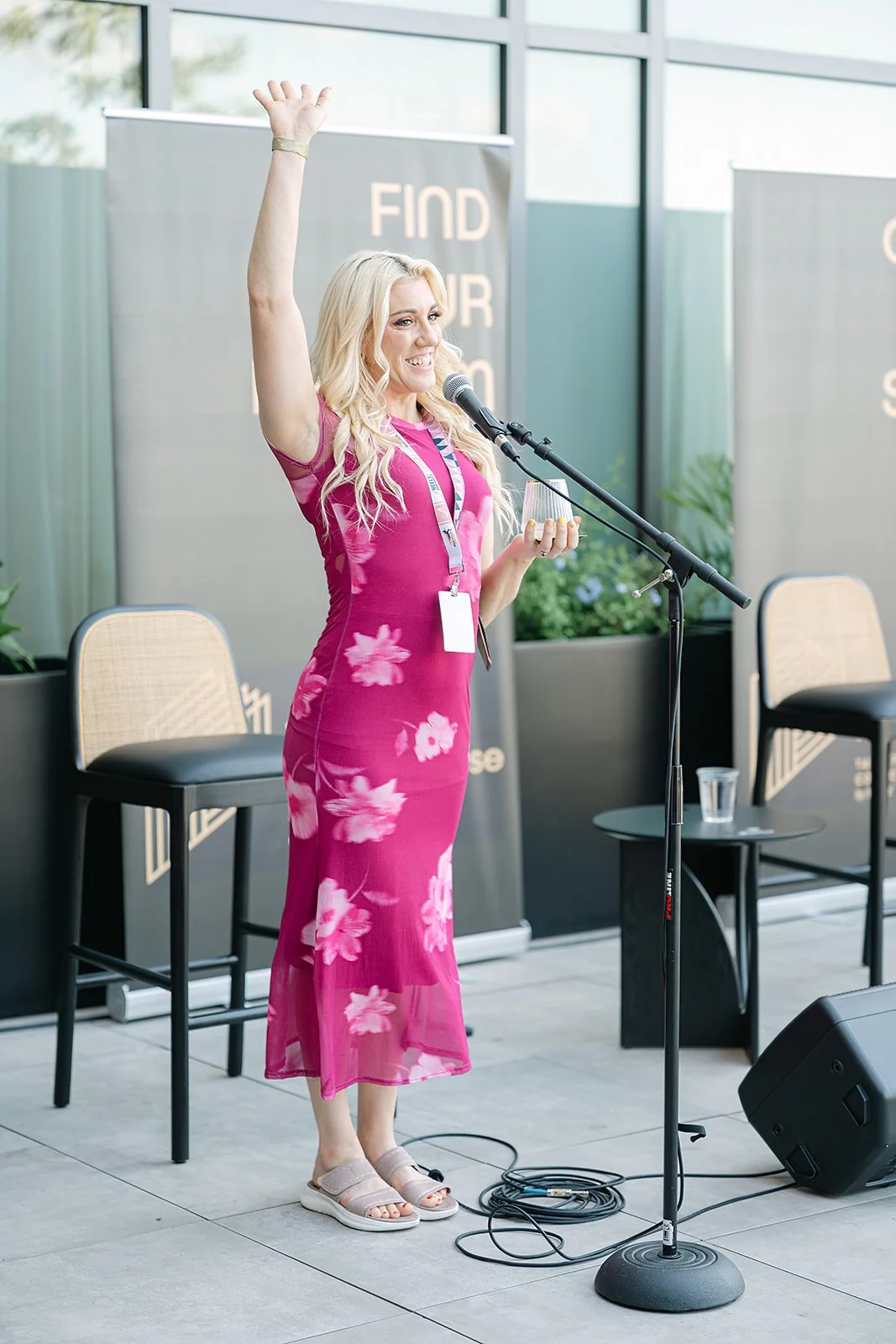 creative-women-sharing-their-stories-at-heels-and-handshakes.jpg.jpg