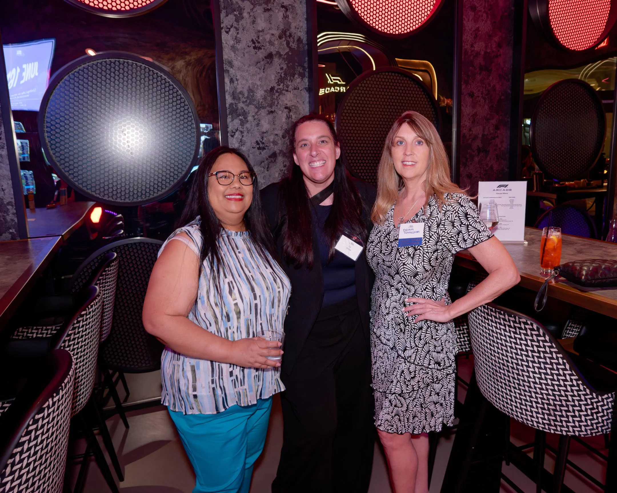 women-professionals-networking-las-vegas.jpg.jpg